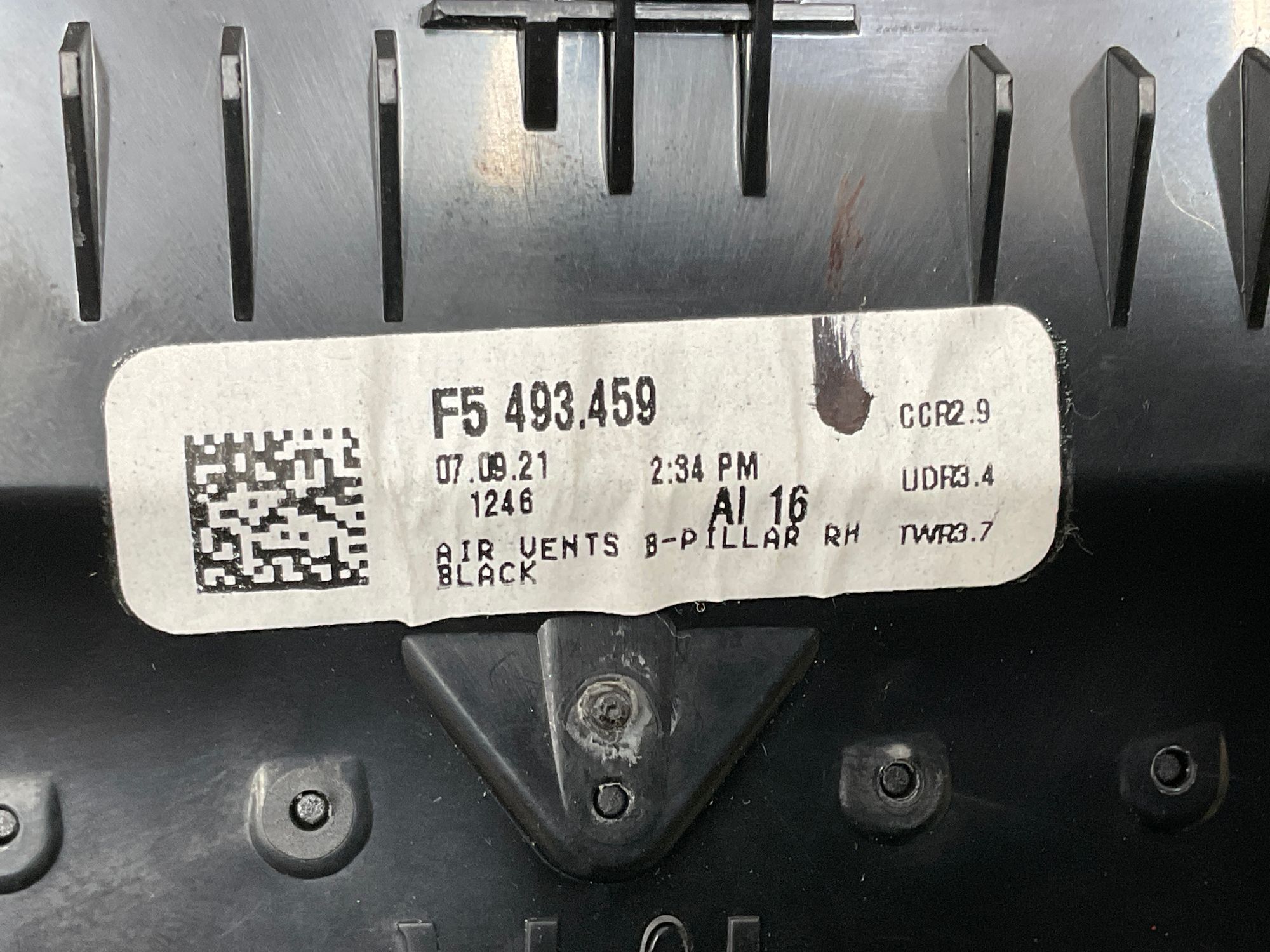 https://gcs.partsauto.market/rn-stockpro.appspot.com/thmbs/userImages/h353NjtZg3VDP19b5HMt7LlpbQ93/part/1615c67c-9aeb-46bd-b7dc-cbb684fec159_1734772839954.jpg