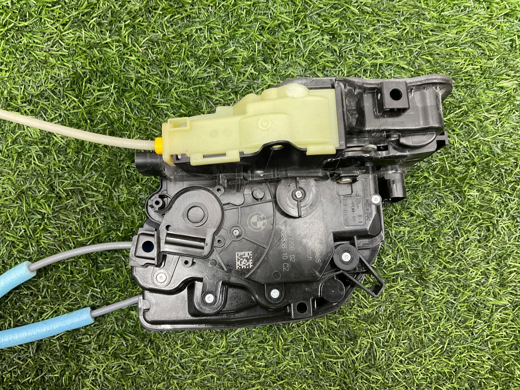 https://gcs.partsauto.market/rn-stockpro.appspot.com/thmbs/userImages/h353NjtZg3VDP19b5HMt7LlpbQ93/part/1ba24a73-9af4-4d5e-bfcc-6c59b654d4e9_1737123811226.jpg