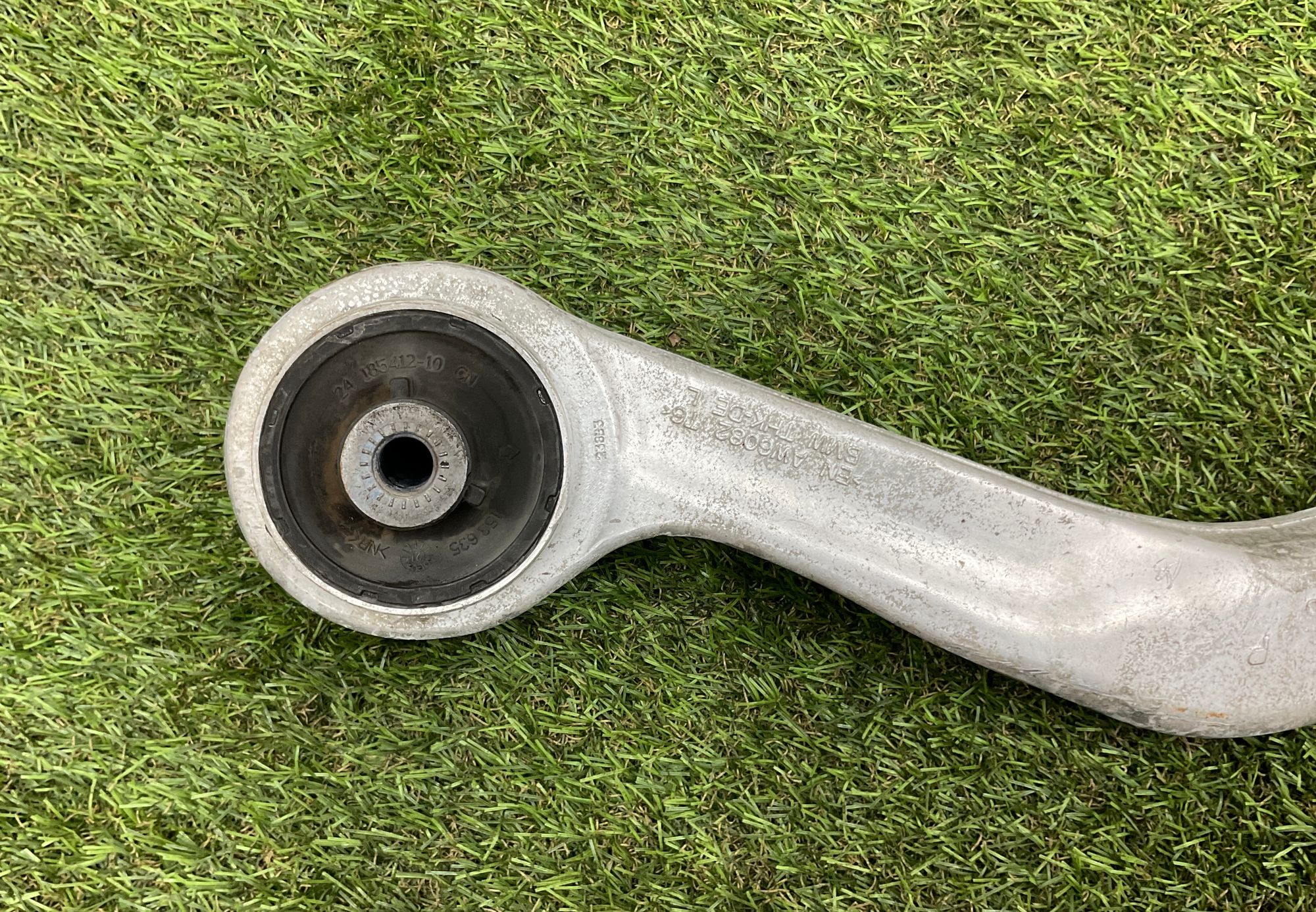 https://gcs.partsauto.market/rn-stockpro.appspot.com/thmbs/userImages/h353NjtZg3VDP19b5HMt7LlpbQ93/part/1c9fda7c-40c2-480f-a93a-f06ae9491bae_1748594478560.jpg