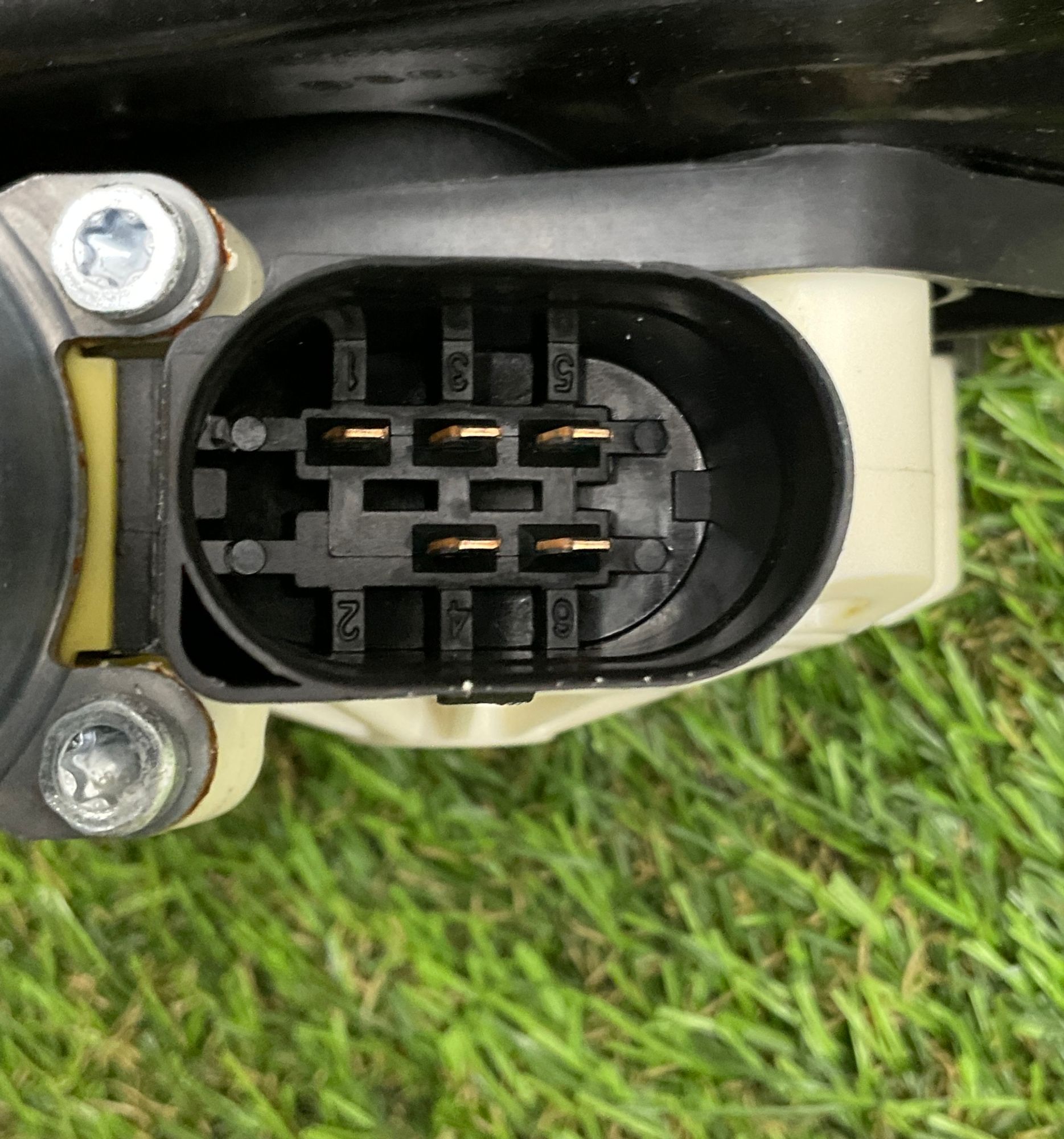 https://gcs.partsauto.market/rn-stockpro.appspot.com/thmbs/userImages/h353NjtZg3VDP19b5HMt7LlpbQ93/part/1e11730b-84bf-4de6-a78a-cef4ac77672b_1747124264280.jpg