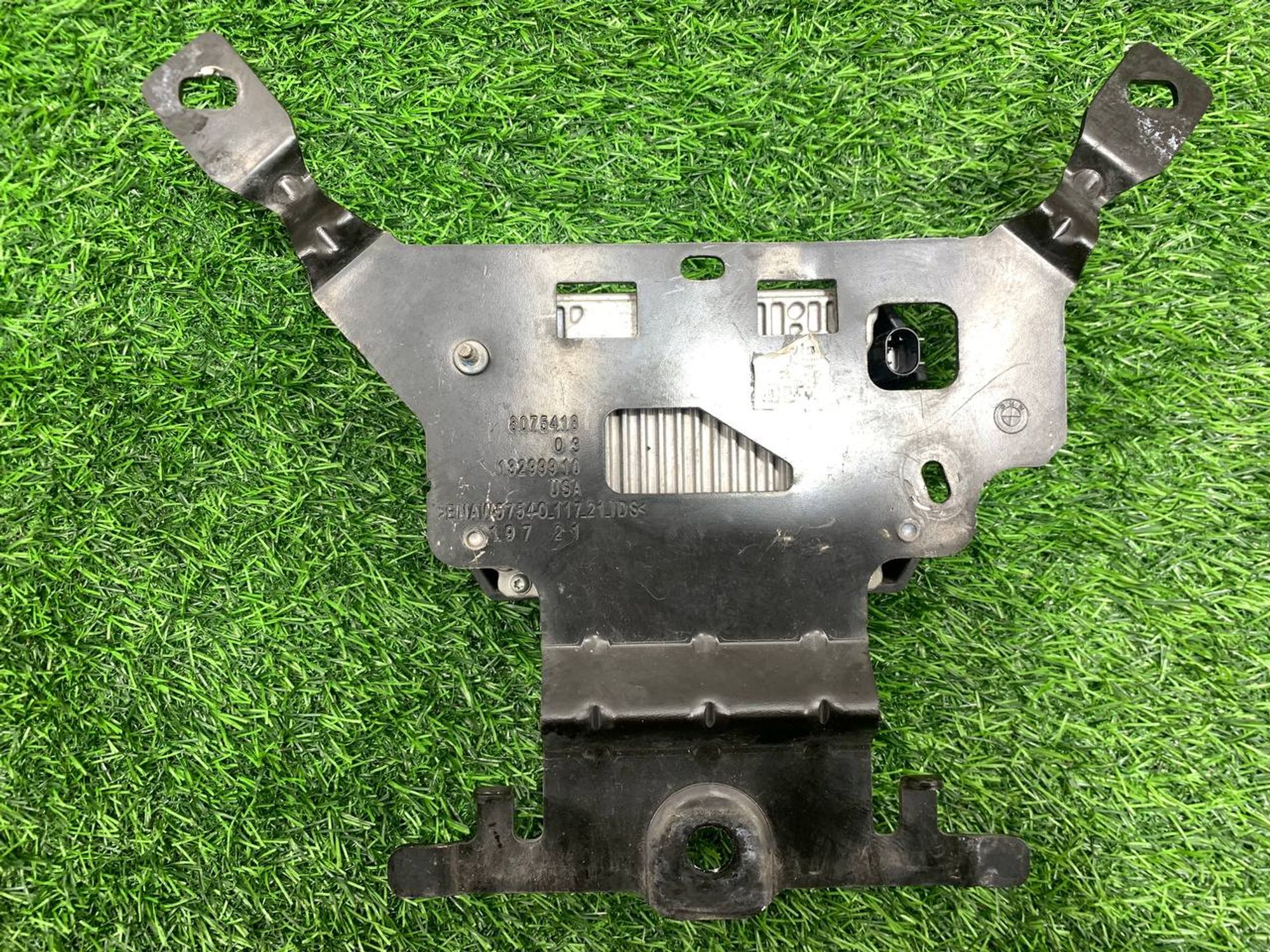 https://gcs.partsauto.market/rn-stockpro.appspot.com/thmbs/userImages/h353NjtZg3VDP19b5HMt7LlpbQ93/part/1ec1661c-f784-4a14-9ec8-650b334de205_1733299105618.jpg