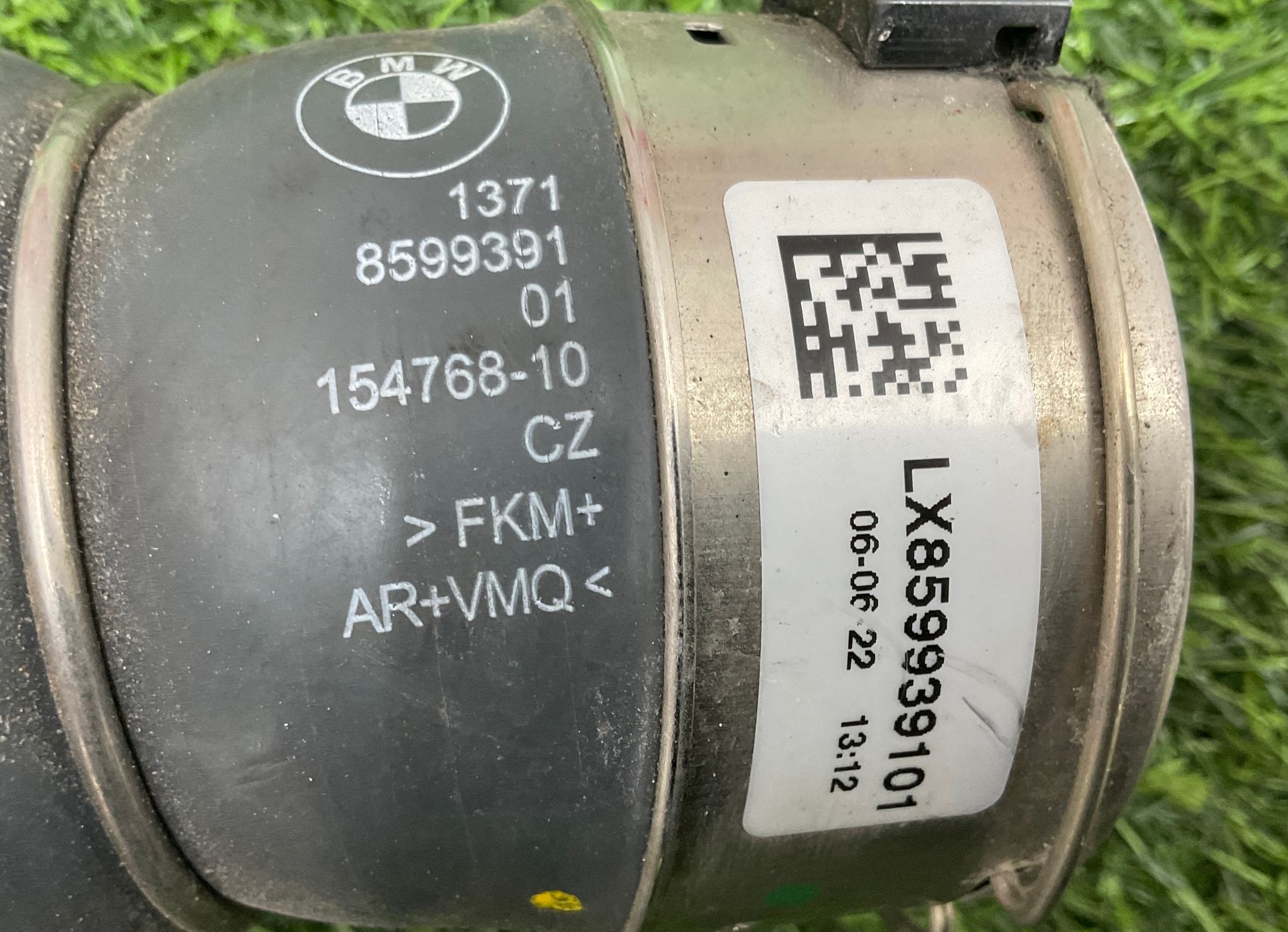 https://gcs.partsauto.market/rn-stockpro.appspot.com/thmbs/userImages/h353NjtZg3VDP19b5HMt7LlpbQ93/part/20f36977-2638-4395-9c13-89ffcda10ba2_1744197908301.jpg