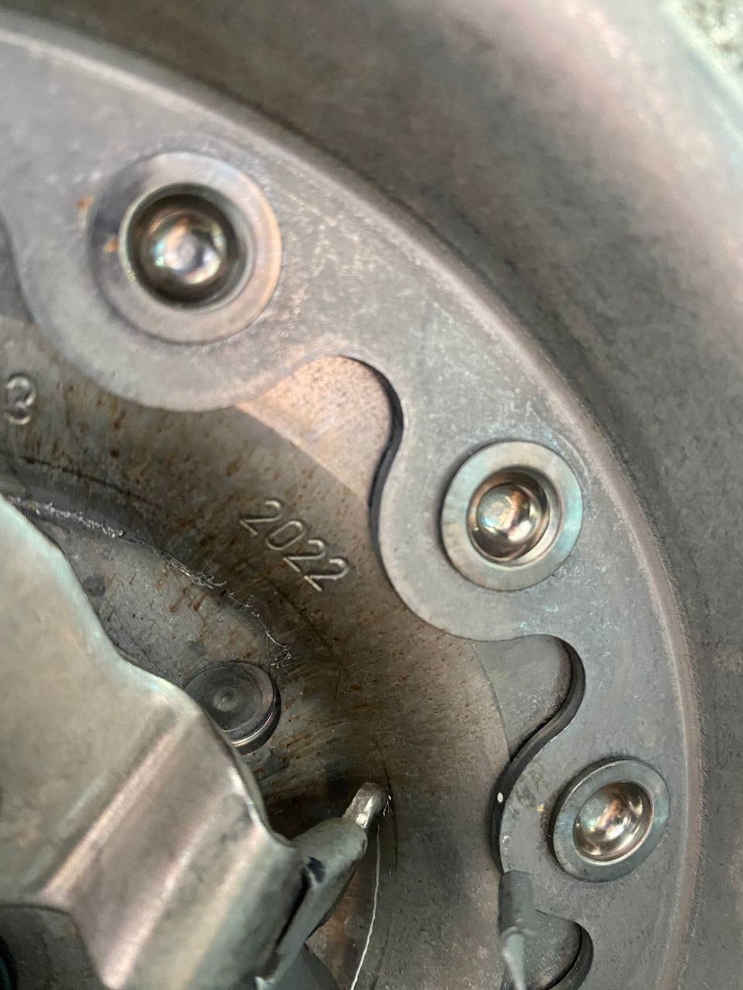 https://gcs.partsauto.market/rn-stockpro.appspot.com/thmbs/userImages/h353NjtZg3VDP19b5HMt7LlpbQ93/part/215ef733-164d-4d8f-a0af-579141cee9ca_1747842247815.jpg
