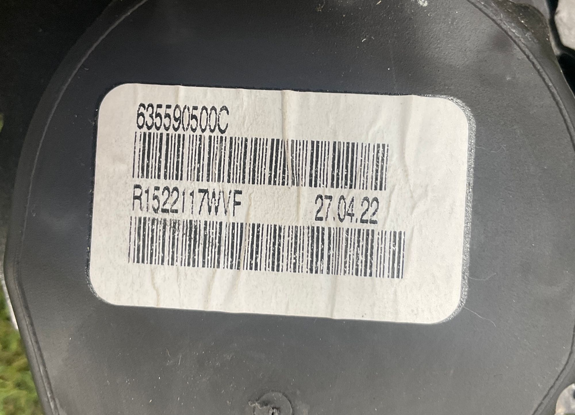 https://gcs.partsauto.market/rn-stockpro.appspot.com/thmbs/userImages/h353NjtZg3VDP19b5HMt7LlpbQ93/part/22173daf-bd68-4e1e-968f-113f80e3aad2_1749214222292.jpg