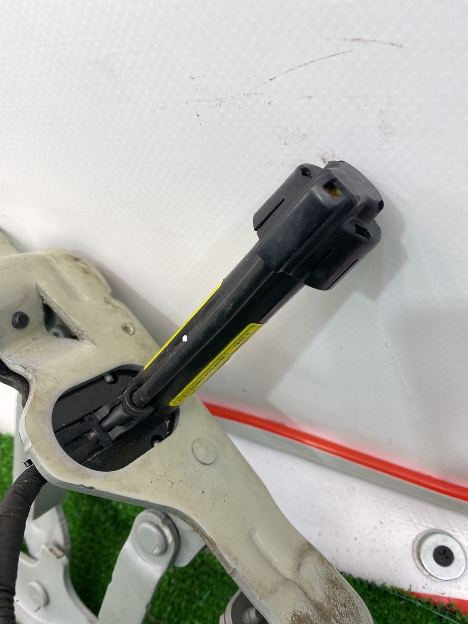 https://gcs.partsauto.market/rn-stockpro.appspot.com/thmbs/userImages/h353NjtZg3VDP19b5HMt7LlpbQ93/part/239c3435-27bd-4a39-9f89-c92367cd432c_1741948943300.jpg