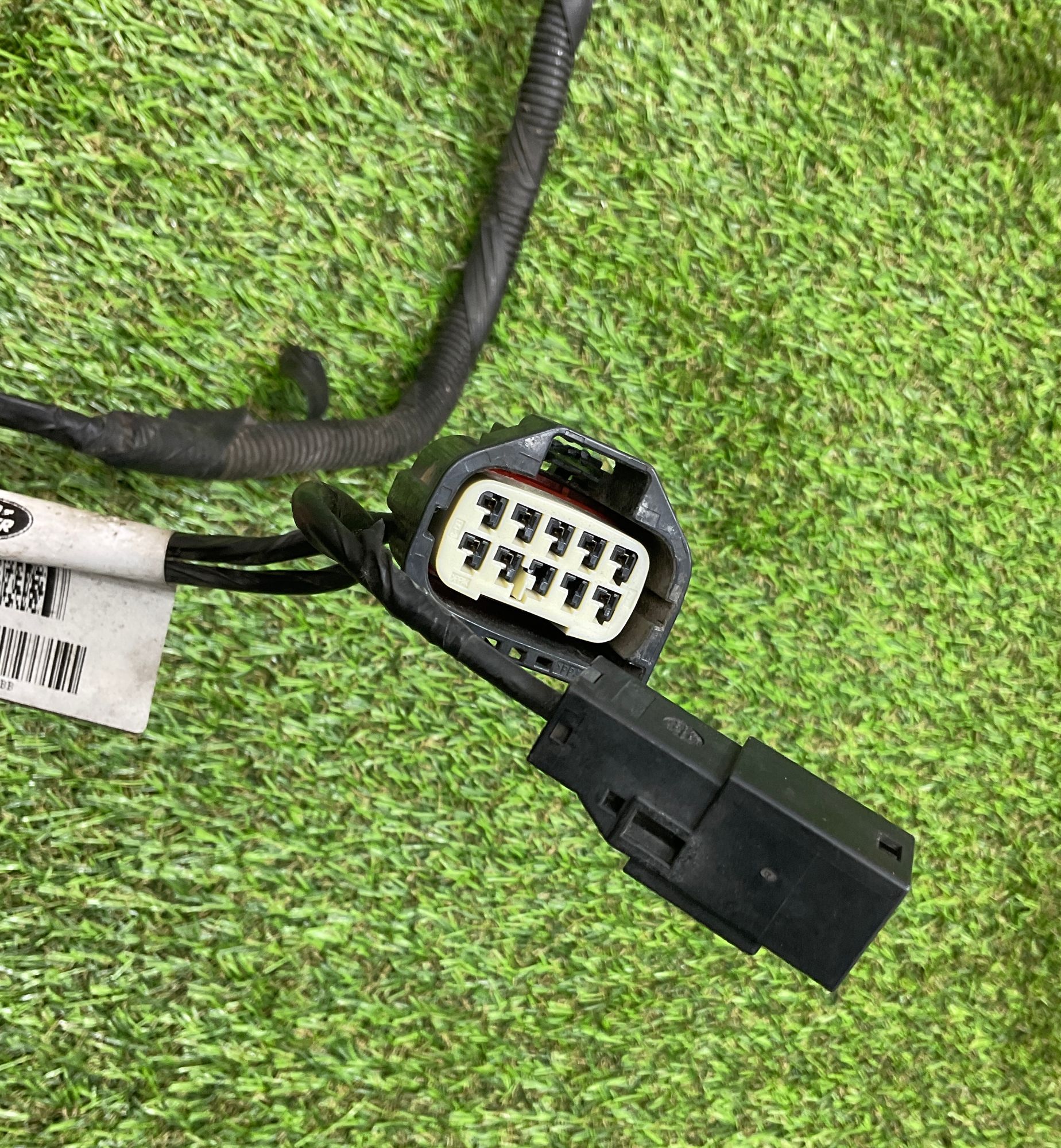 https://gcs.partsauto.market/rn-stockpro.appspot.com/thmbs/userImages/h353NjtZg3VDP19b5HMt7LlpbQ93/part/2637ce11-1d51-4c42-bab0-8f0033e18671_1746692720700.jpg
