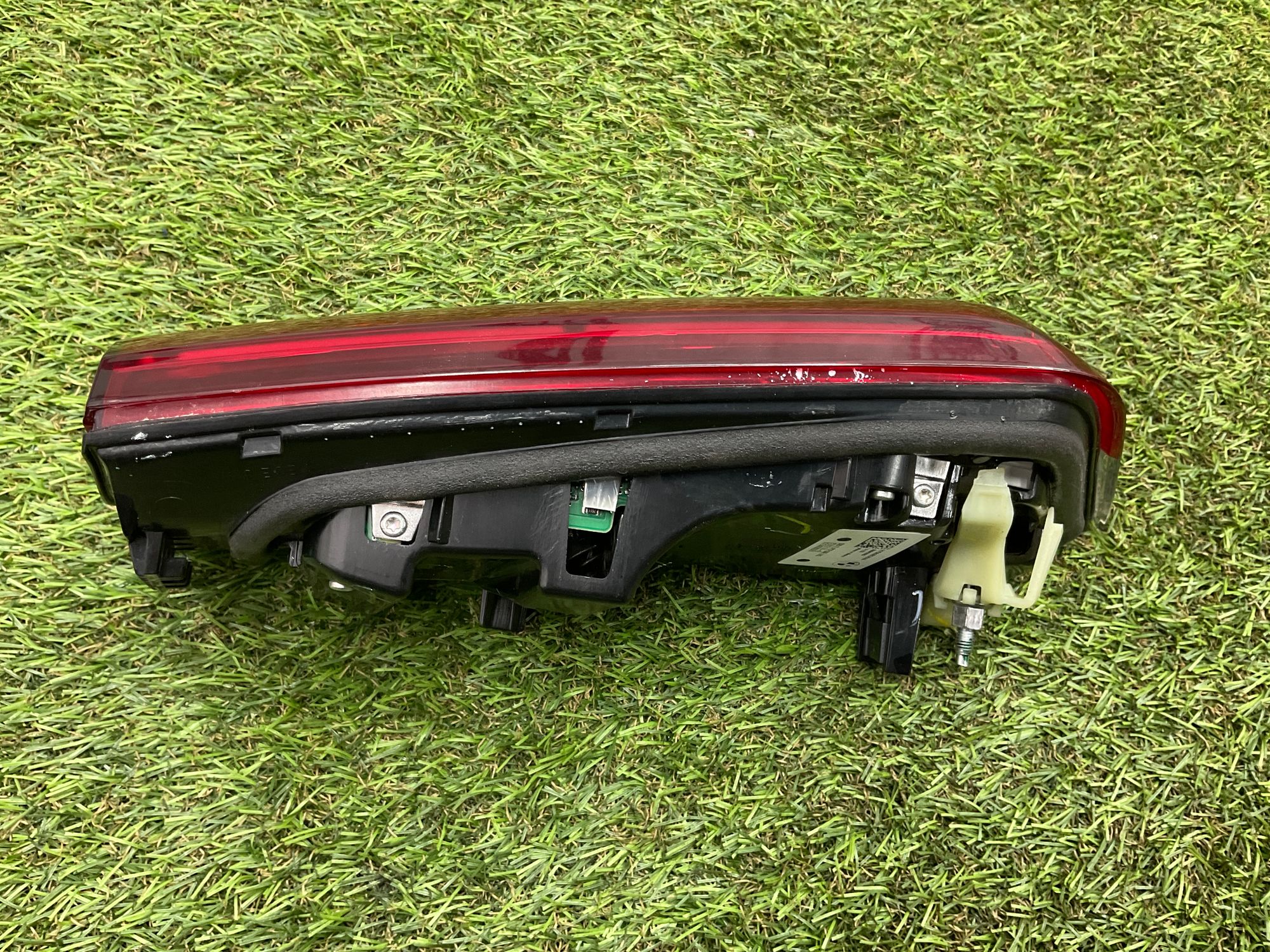 https://gcs.partsauto.market/rn-stockpro.appspot.com/thmbs/userImages/h353NjtZg3VDP19b5HMt7LlpbQ93/part/27be2db1-9168-4266-bd33-bc0828db348a_1747842903070.jpg