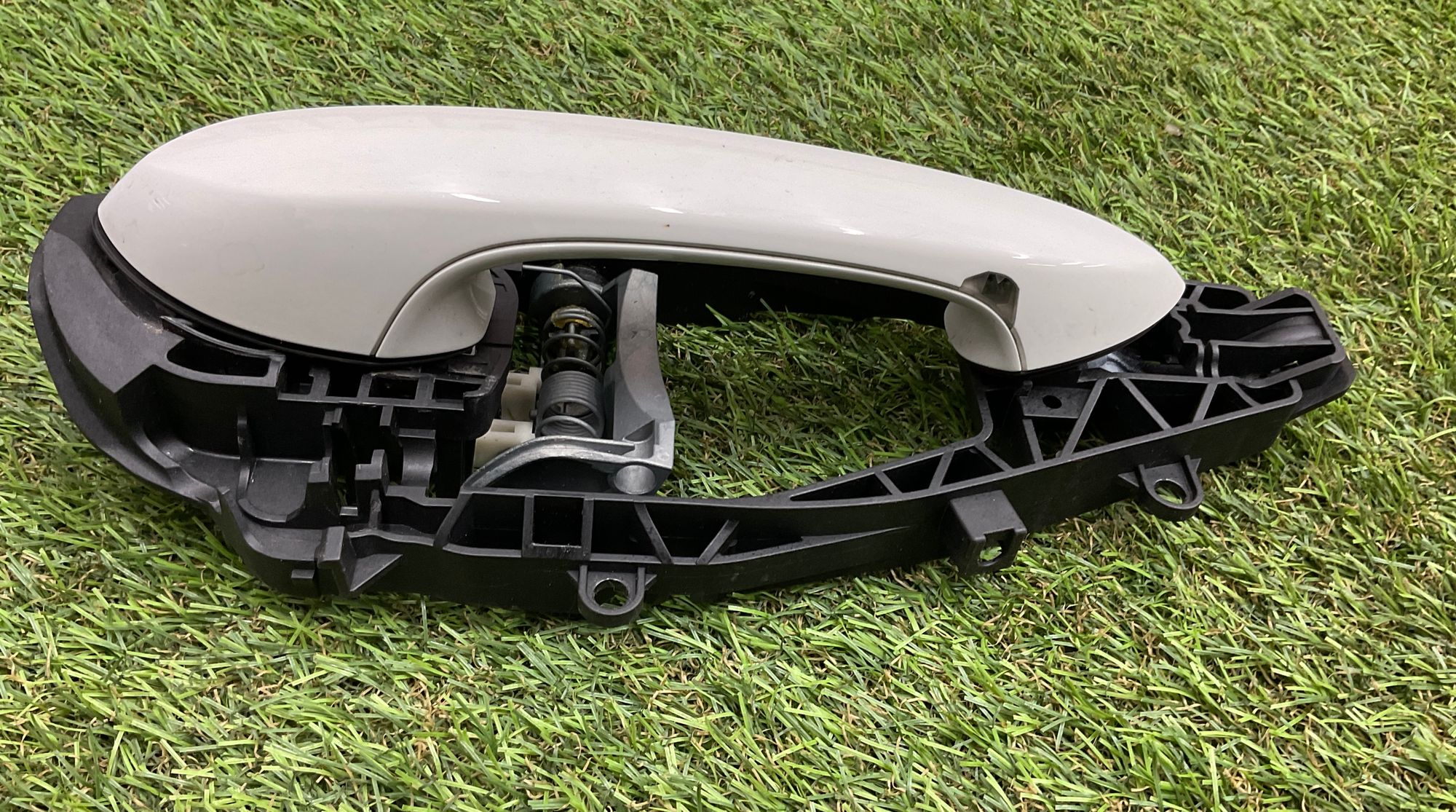 https://gcs.partsauto.market/rn-stockpro.appspot.com/thmbs/userImages/h353NjtZg3VDP19b5HMt7LlpbQ93/part/293580e9-b6eb-446c-bf1e-b2f395d6668b_1748530606825.jpg
