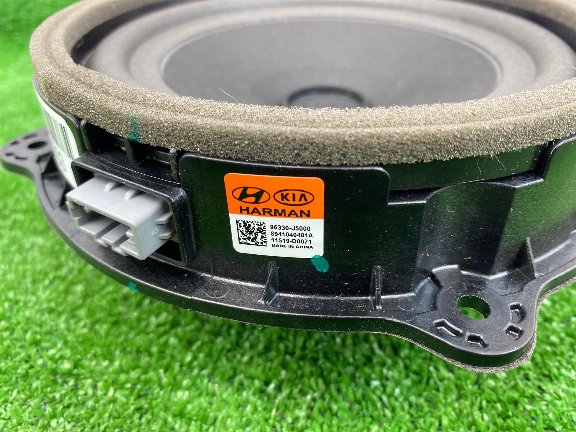 https://gcs.partsauto.market/rn-stockpro.appspot.com/thmbs/userImages/h353NjtZg3VDP19b5HMt7LlpbQ93/part/29a77325-bced-43cd-81c3-c6138a863566_1741611801167.jpg