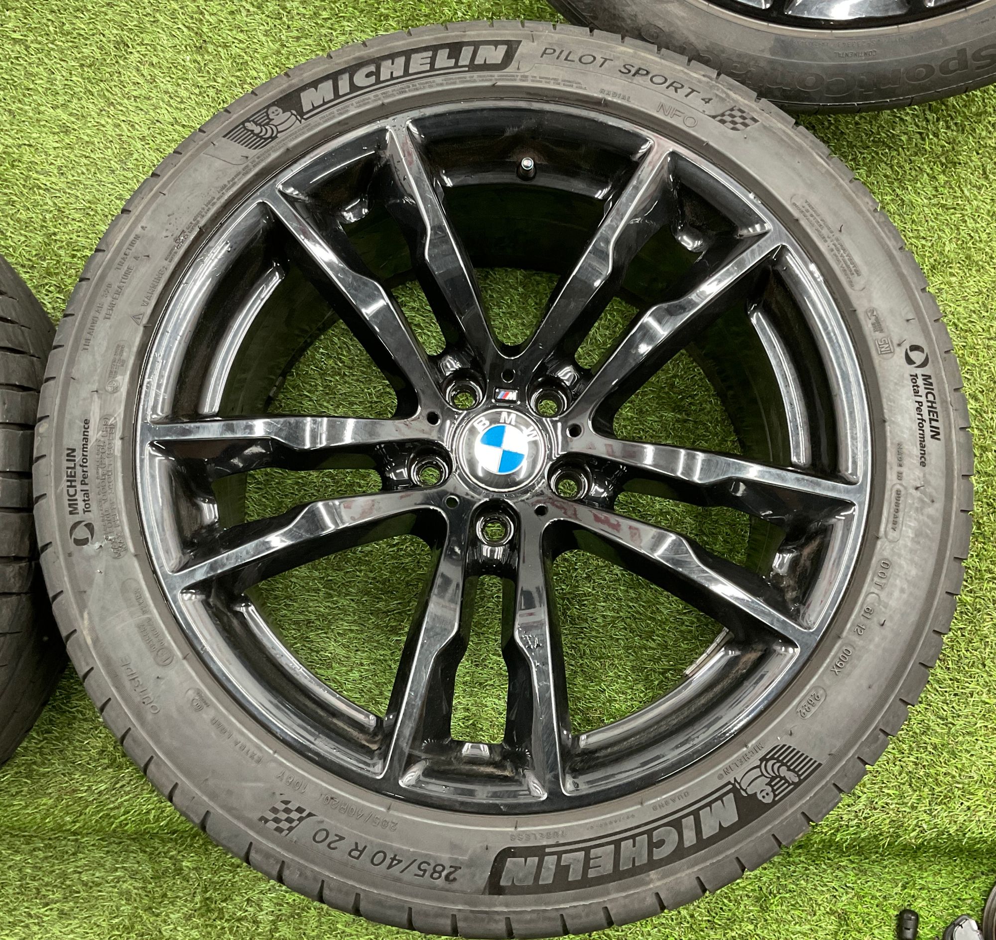 https://gcs.partsauto.market/rn-stockpro.appspot.com/thmbs/userImages/h353NjtZg3VDP19b5HMt7LlpbQ93/part/2a2fc3b9-2049-4311-95e1-cf50d8139a30_1747829615634.jpg