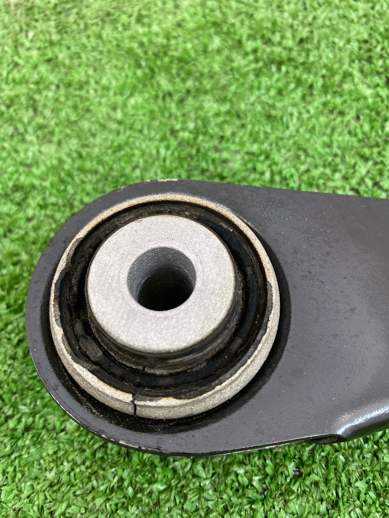 https://gcs.partsauto.market/rn-stockpro.appspot.com/thmbs/userImages/h353NjtZg3VDP19b5HMt7LlpbQ93/part/2ded9f67-5cd5-48ee-ac66-daa0f0178a61_1749548600660.jpg