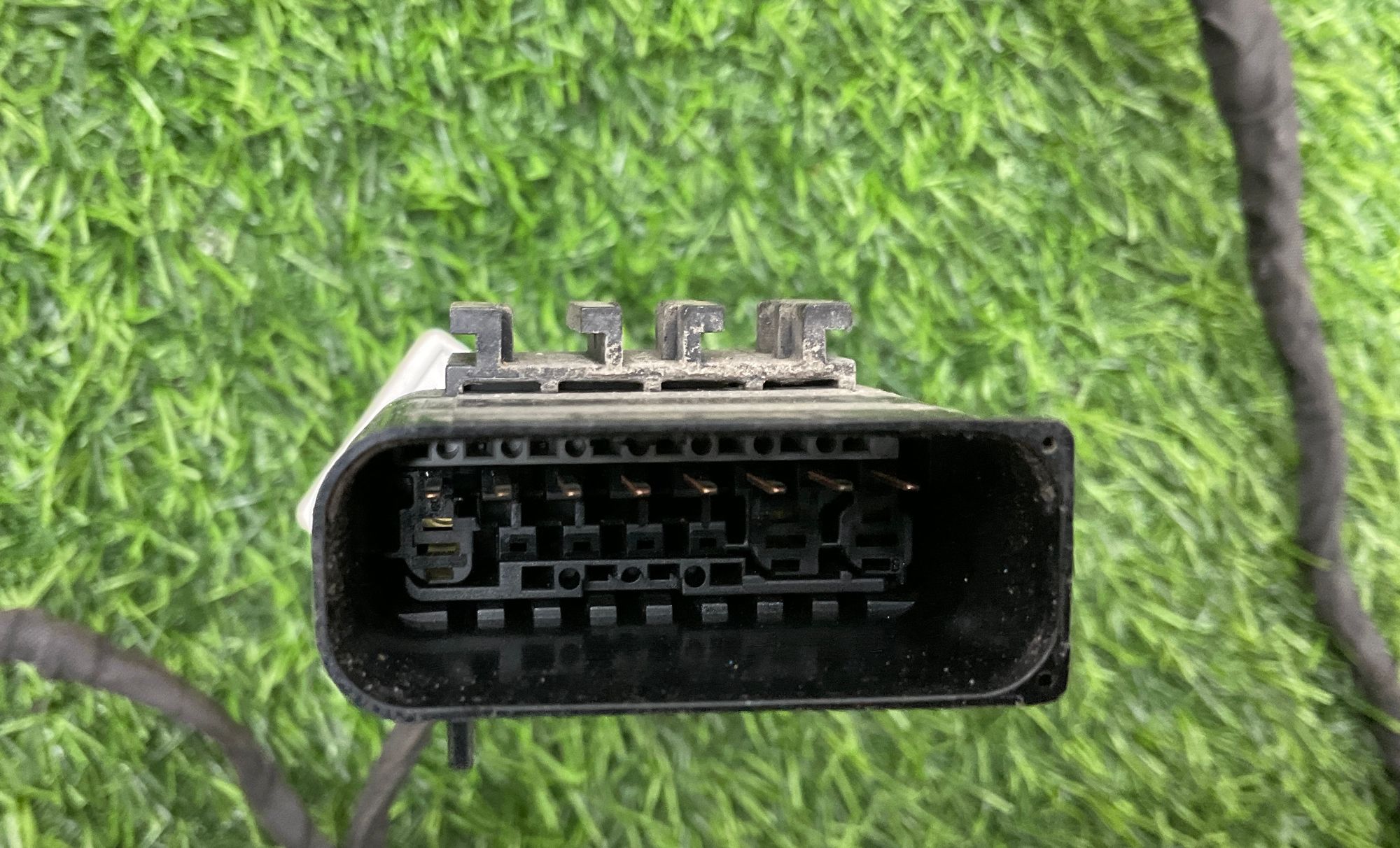 https://gcs.partsauto.market/rn-stockpro.appspot.com/thmbs/userImages/h353NjtZg3VDP19b5HMt7LlpbQ93/part/2f8cf93c-c569-434b-8f48-2eca1321ec98_1735311383126.jpg