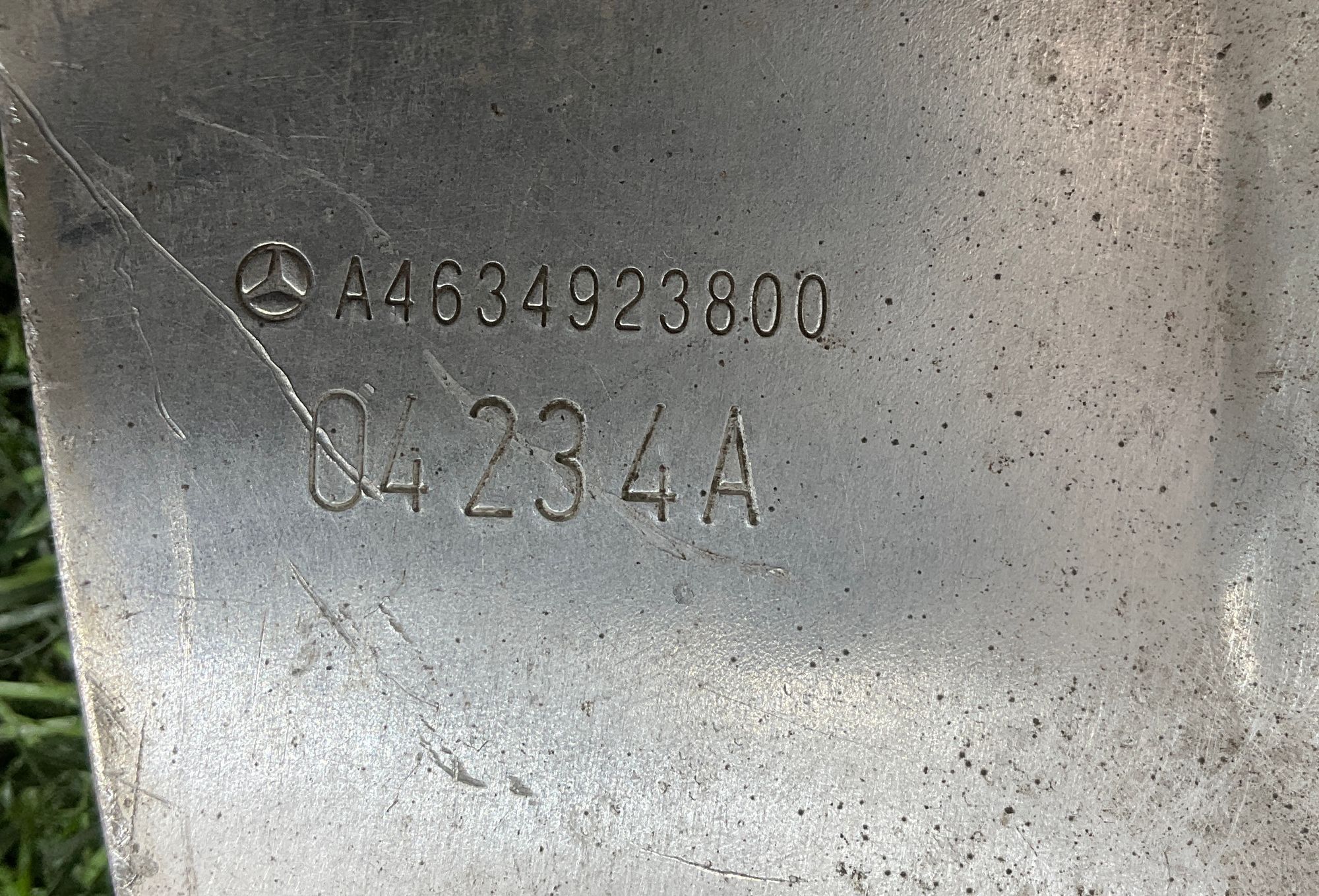 https://gcs.partsauto.market/rn-stockpro.appspot.com/thmbs/userImages/h353NjtZg3VDP19b5HMt7LlpbQ93/part/30ca963e-7daf-4f63-82c5-f62c947f754f_1744097698171.jpg
