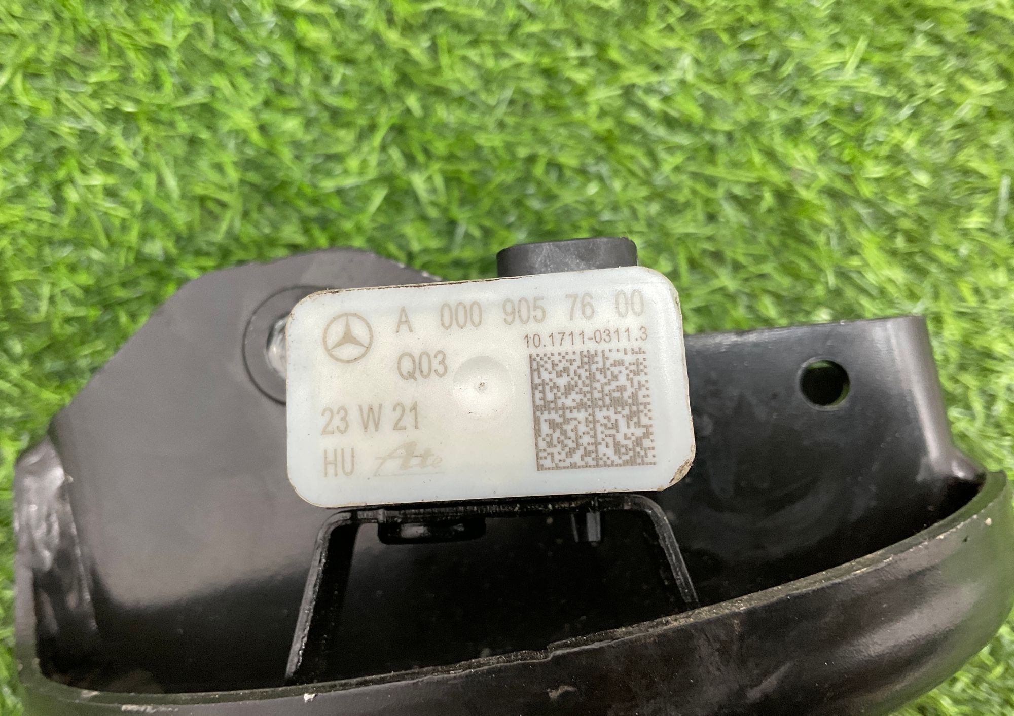 https://gcs.partsauto.market/rn-stockpro.appspot.com/thmbs/userImages/h353NjtZg3VDP19b5HMt7LlpbQ93/part/33e0d769-48c4-47d5-b1ca-654d8ac48baa_1742912566781.jpg