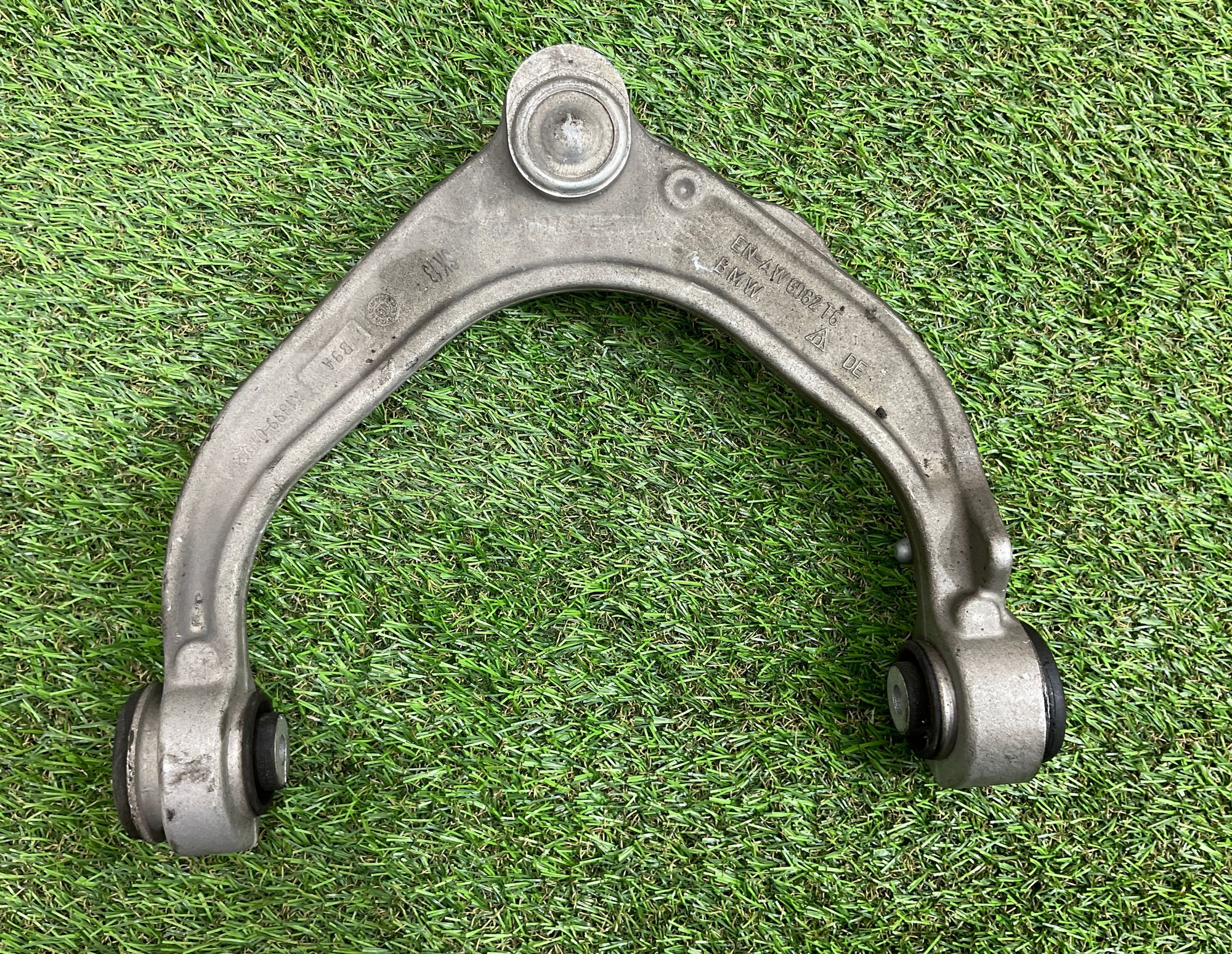 https://gcs.partsauto.market/rn-stockpro.appspot.com/thmbs/userImages/h353NjtZg3VDP19b5HMt7LlpbQ93/part/37eebdb3-2883-4480-971c-0a79cc52a523_1746862685562.jpg