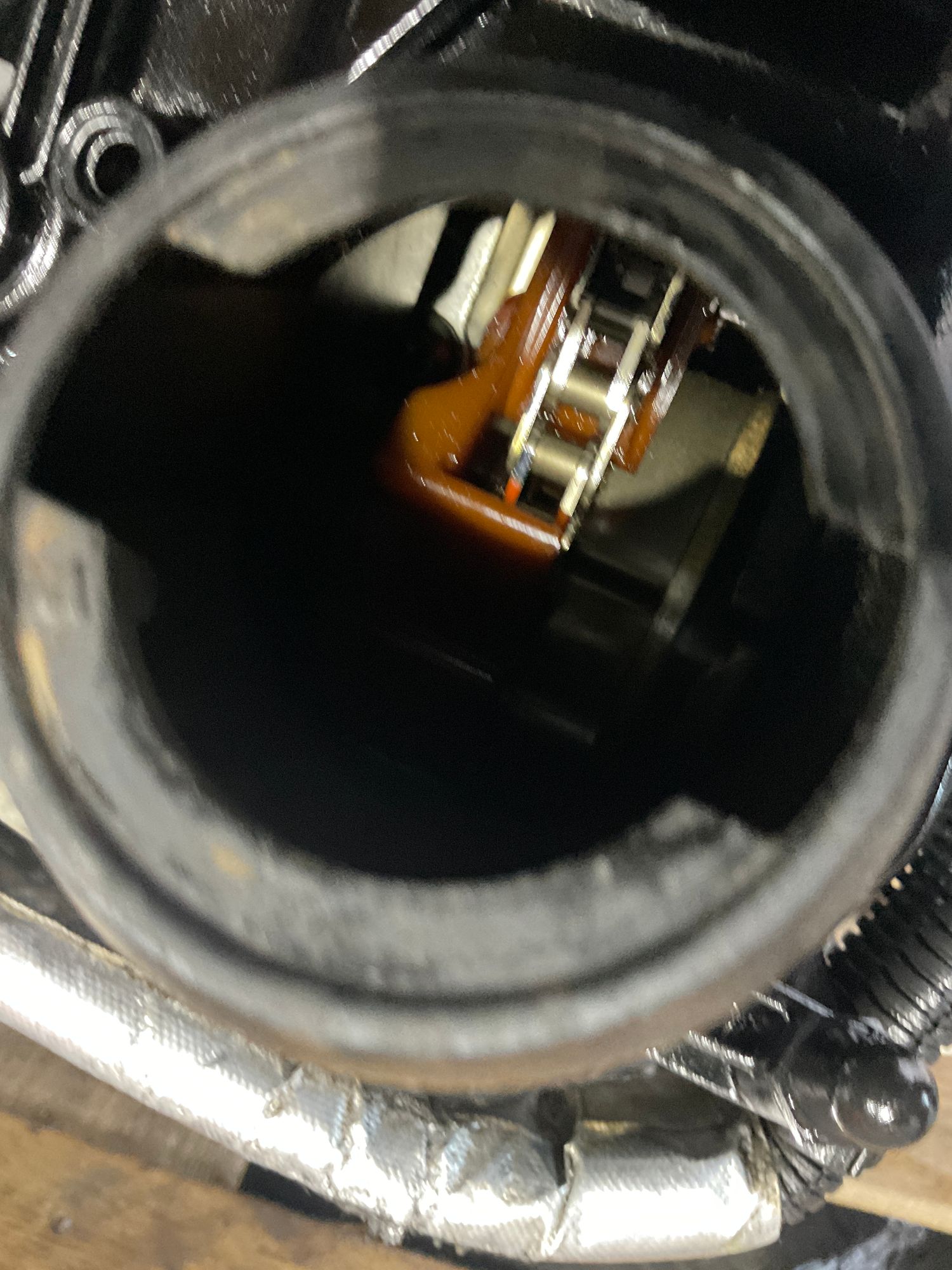 https://gcs.partsauto.market/rn-stockpro.appspot.com/thmbs/userImages/h353NjtZg3VDP19b5HMt7LlpbQ93/part/3a186e31-f6e4-4693-8768-64ad891d710c_1744733013107.jpg