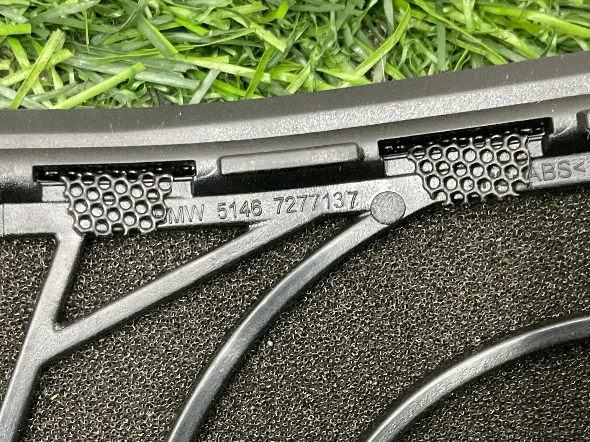https://gcs.partsauto.market/rn-stockpro.appspot.com/thmbs/userImages/h353NjtZg3VDP19b5HMt7LlpbQ93/part/3bf3c91f-be71-4a26-810d-ce012064e27d_1736952805404.jpg