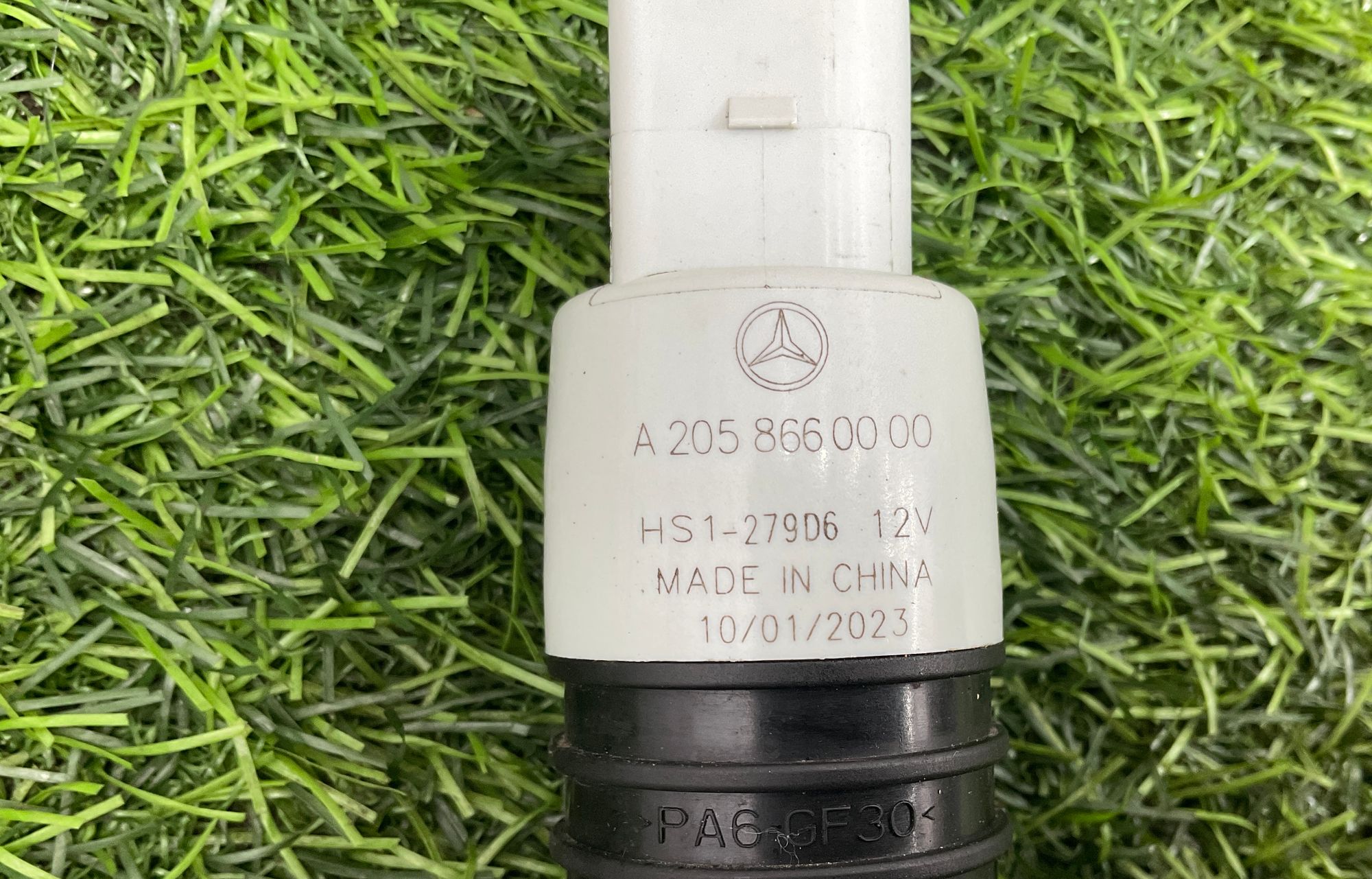 https://gcs.partsauto.market/rn-stockpro.appspot.com/thmbs/userImages/h353NjtZg3VDP19b5HMt7LlpbQ93/part/3bfa6aa2-39ed-4d54-abea-b732acad6556_1742463553354.jpg