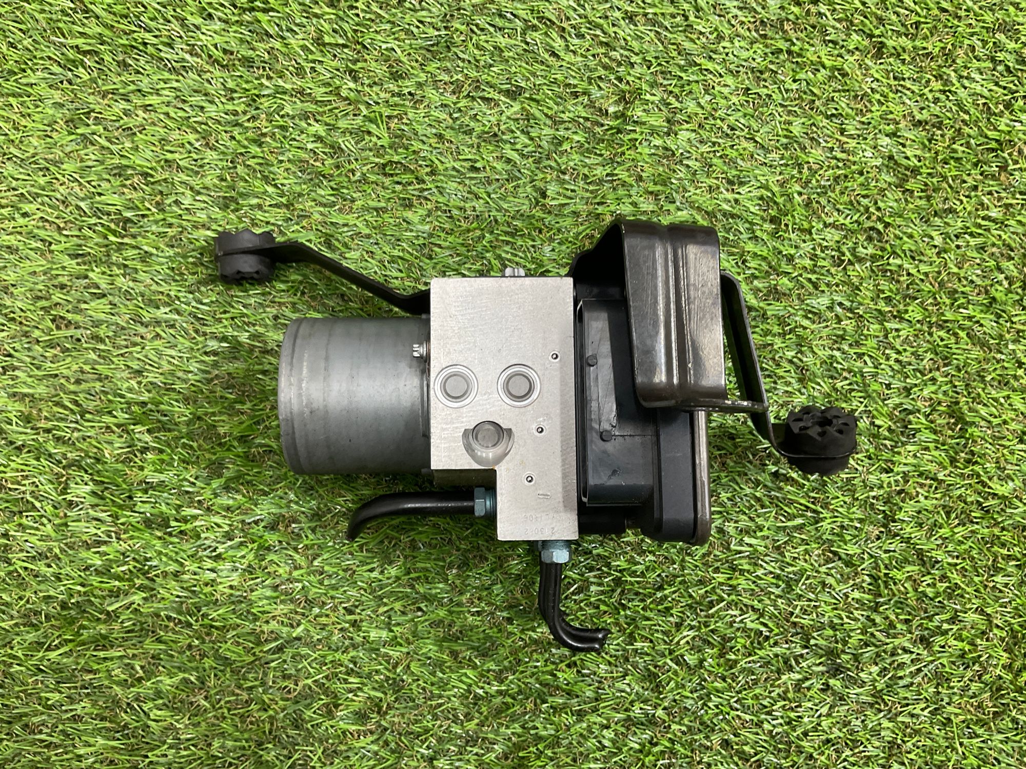 https://gcs.partsauto.market/rn-stockpro.appspot.com/thmbs/userImages/h353NjtZg3VDP19b5HMt7LlpbQ93/part/3c3f5ccd-3565-44a4-8967-01d4ddf893c7_1746862764893.jpg
