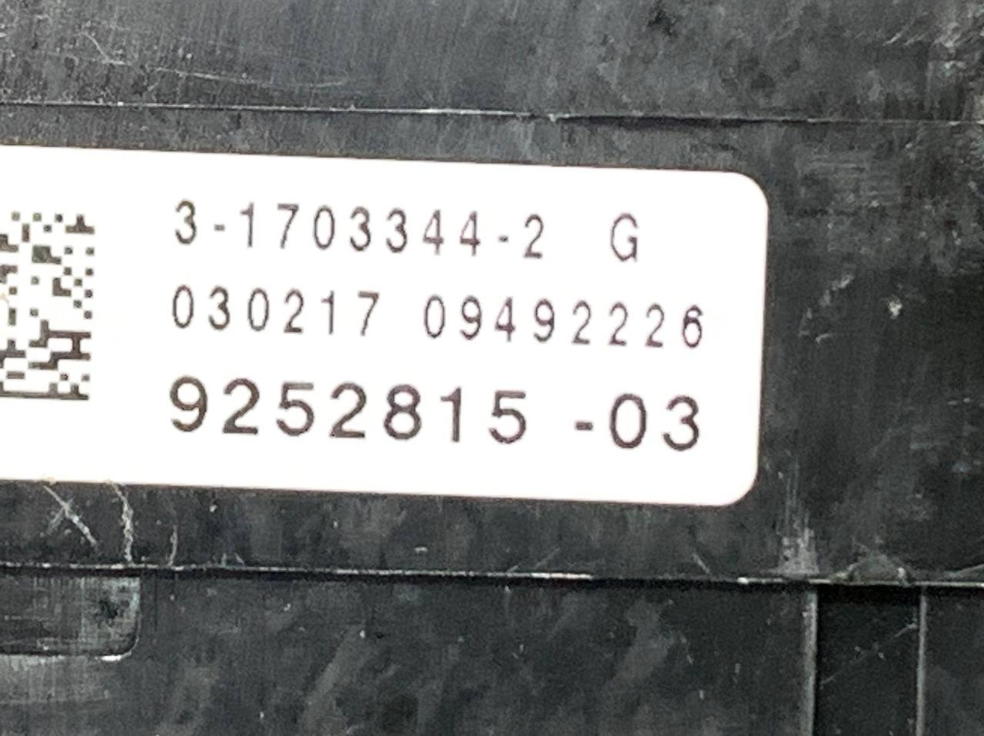 https://gcs.partsauto.market/rn-stockpro.appspot.com/thmbs/userImages/h353NjtZg3VDP19b5HMt7LlpbQ93/part/3cc2cadb-ccc7-4e64-9edd-c359830e88b5_1714133775374.jpg