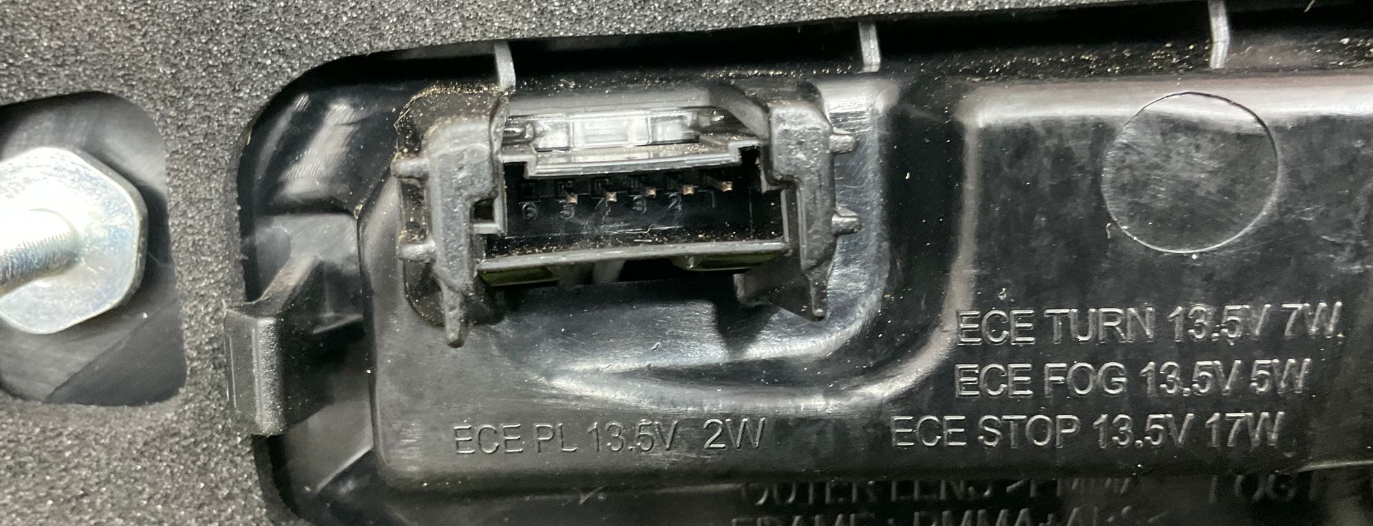 https://gcs.partsauto.market/rn-stockpro.appspot.com/thmbs/userImages/h353NjtZg3VDP19b5HMt7LlpbQ93/part/3cd4f256-d237-4617-8af7-664f8efc8dd4_1742206643202.jpg