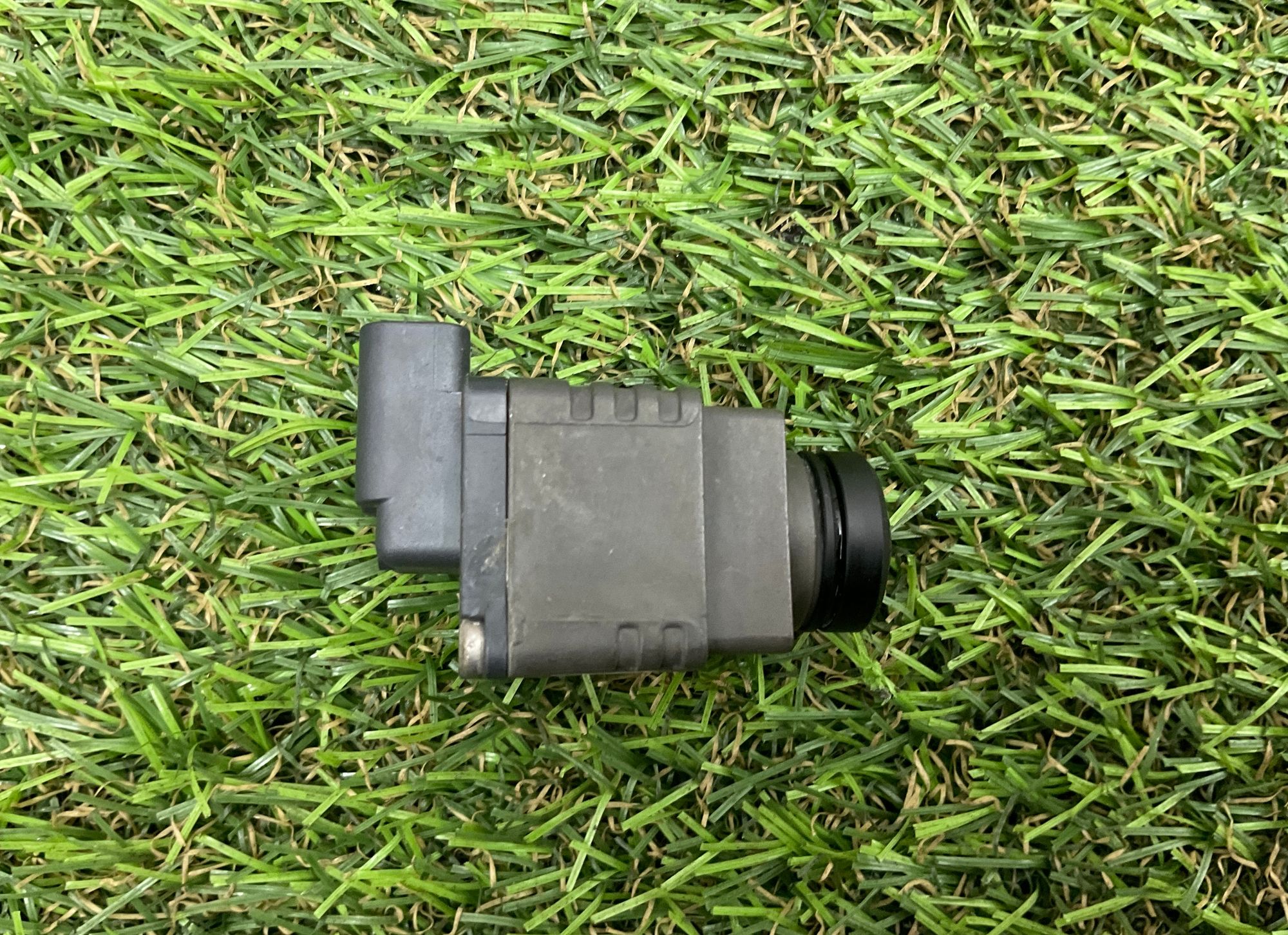 https://gcs.partsauto.market/rn-stockpro.appspot.com/thmbs/userImages/h353NjtZg3VDP19b5HMt7LlpbQ93/part/40a210f4-60d1-4d09-b4f8-96be985301fc_1747897507814.jpg