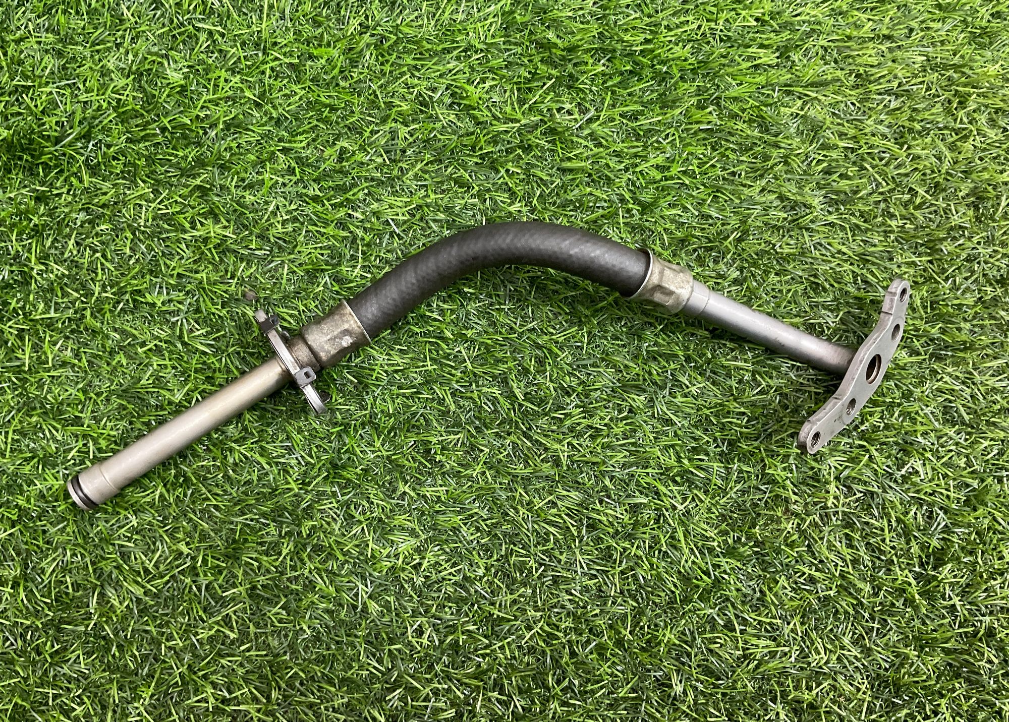 https://gcs.partsauto.market/rn-stockpro.appspot.com/thmbs/userImages/h353NjtZg3VDP19b5HMt7LlpbQ93/part/40e1094b-d288-47a5-817e-efbd4ec9eceb_1743599175340.jpg
