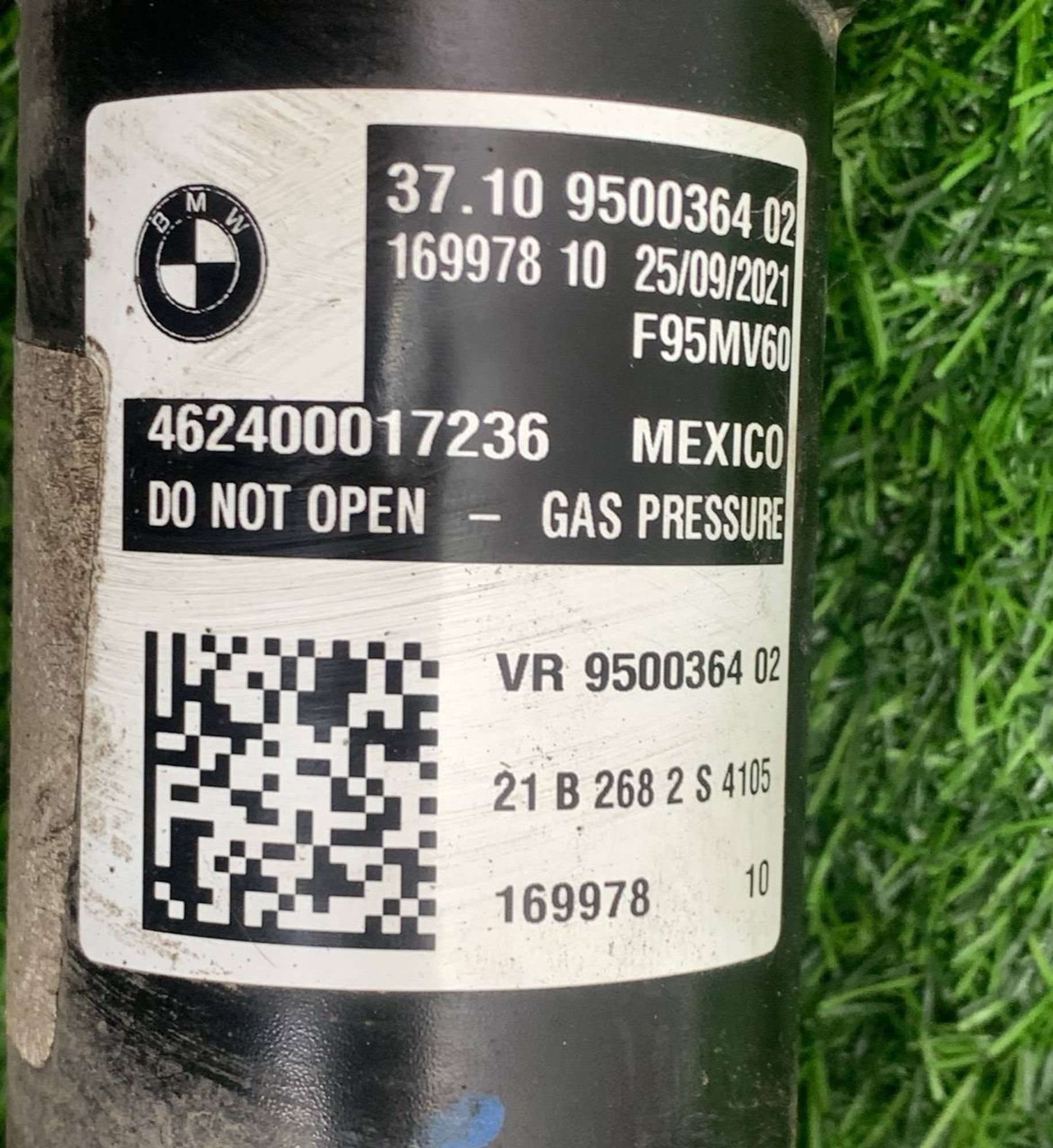 https://gcs.partsauto.market/rn-stockpro.appspot.com/thmbs/userImages/h353NjtZg3VDP19b5HMt7LlpbQ93/part/40e3e82c-63c6-4f4a-9b14-81b98a06c87c_1733402123092.jpg
