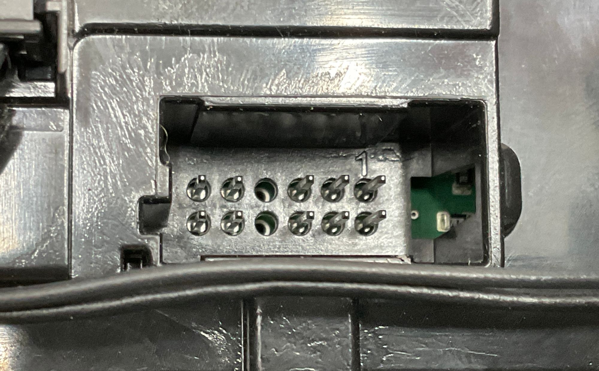 https://gcs.partsauto.market/rn-stockpro.appspot.com/thmbs/userImages/h353NjtZg3VDP19b5HMt7LlpbQ93/part/426a8276-7dd9-4454-b9af-05af5e1cefc8_1749220741026.jpg