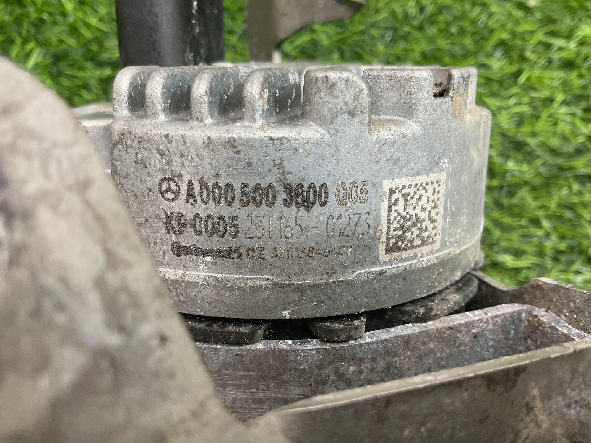 https://gcs.partsauto.market/rn-stockpro.appspot.com/thmbs/userImages/h353NjtZg3VDP19b5HMt7LlpbQ93/part/43b0f90b-aba1-4bca-820f-8dac9cf15392_1742827022394.jpg