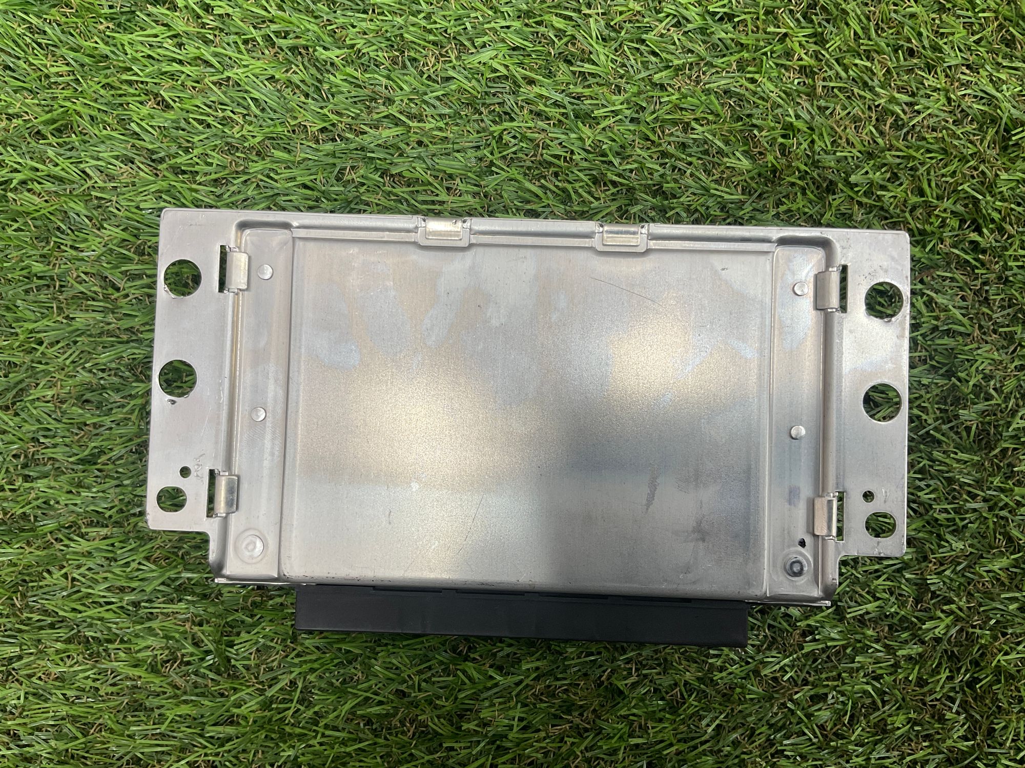 https://gcs.partsauto.market/rn-stockpro.appspot.com/thmbs/userImages/h353NjtZg3VDP19b5HMt7LlpbQ93/part/45977a06-4eb1-4e3e-b9c1-8da32c9d239d_1747918787484.jpg