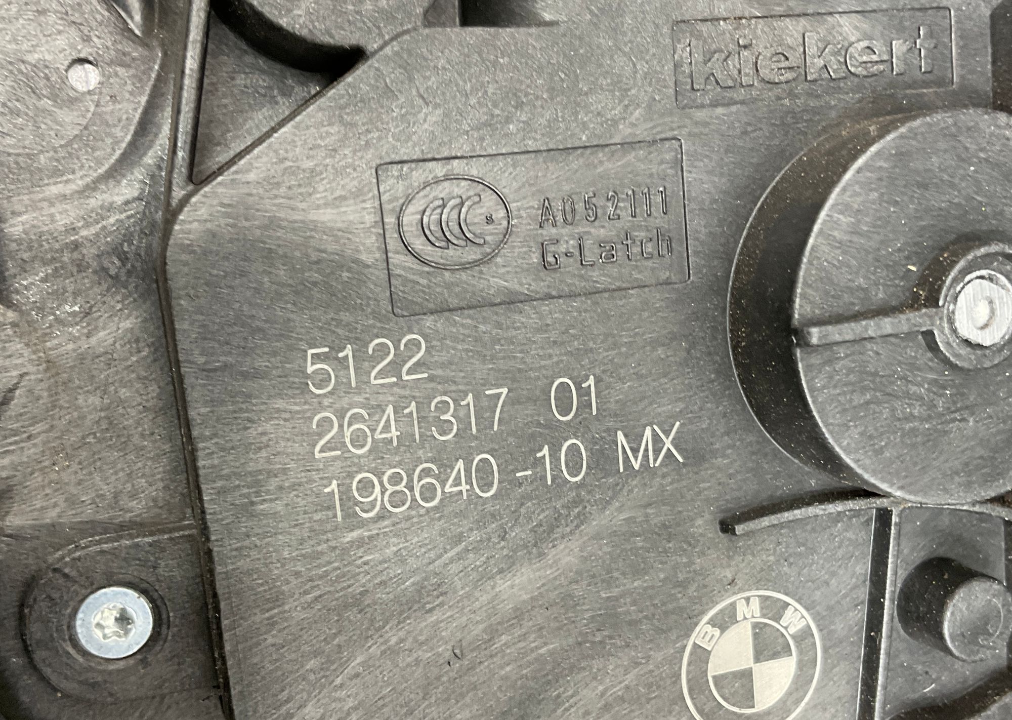 https://gcs.partsauto.market/rn-stockpro.appspot.com/thmbs/userImages/h353NjtZg3VDP19b5HMt7LlpbQ93/part/468f3ec8-07eb-4f52-8bdb-2b96b8e04f55_1743002121982.jpg
