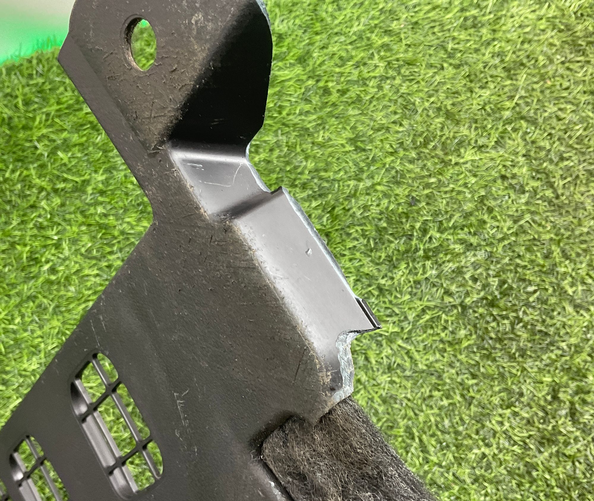 https://gcs.partsauto.market/rn-stockpro.appspot.com/thmbs/userImages/h353NjtZg3VDP19b5HMt7LlpbQ93/part/49aebf5e-de12-4e9a-a38f-207a023ee175_1742805903200.jpg