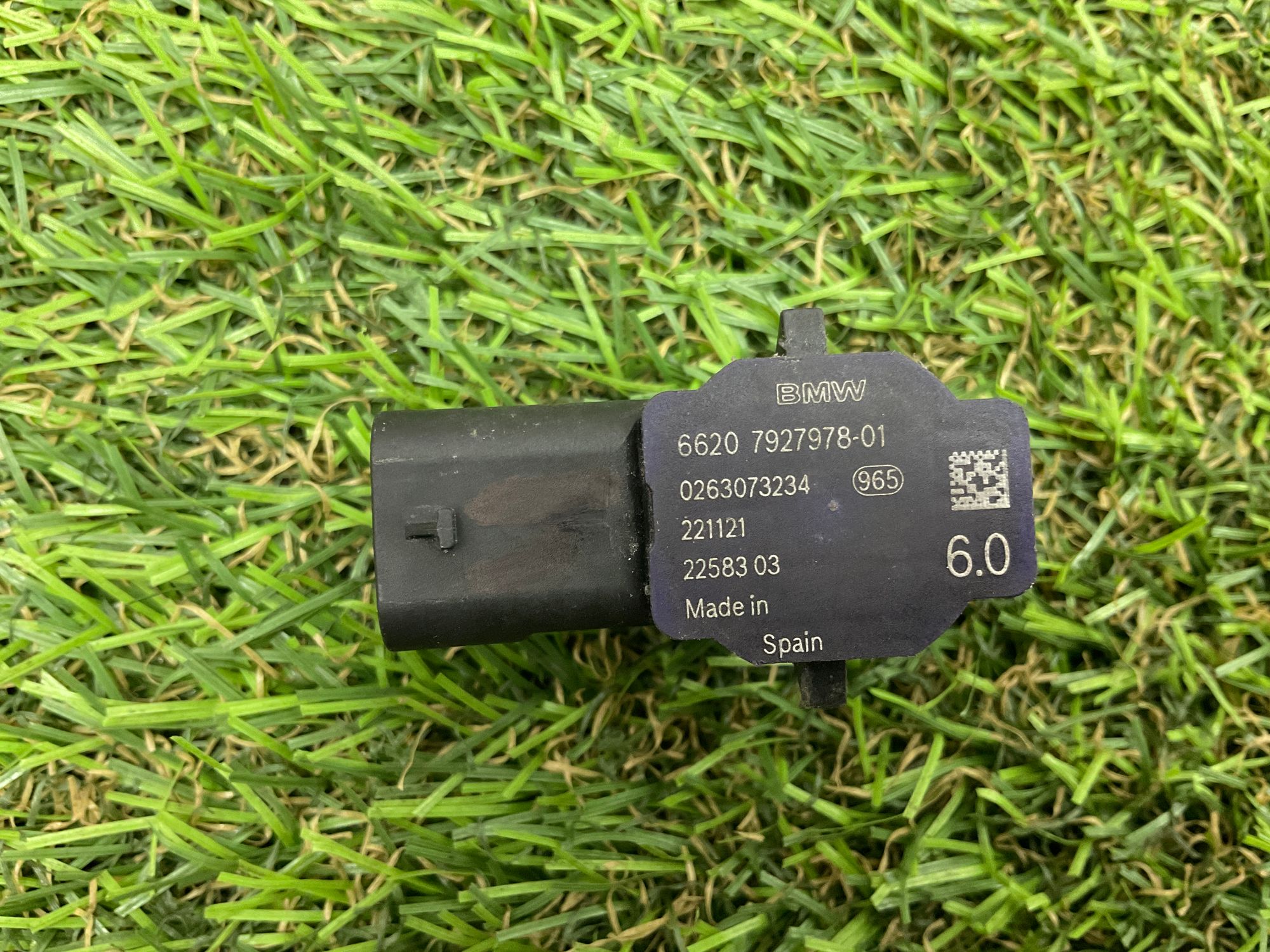 https://gcs.partsauto.market/rn-stockpro.appspot.com/thmbs/userImages/h353NjtZg3VDP19b5HMt7LlpbQ93/part/4c121157-1de1-4e83-8be4-f0d3b19bbc01_1749136415591.jpg
