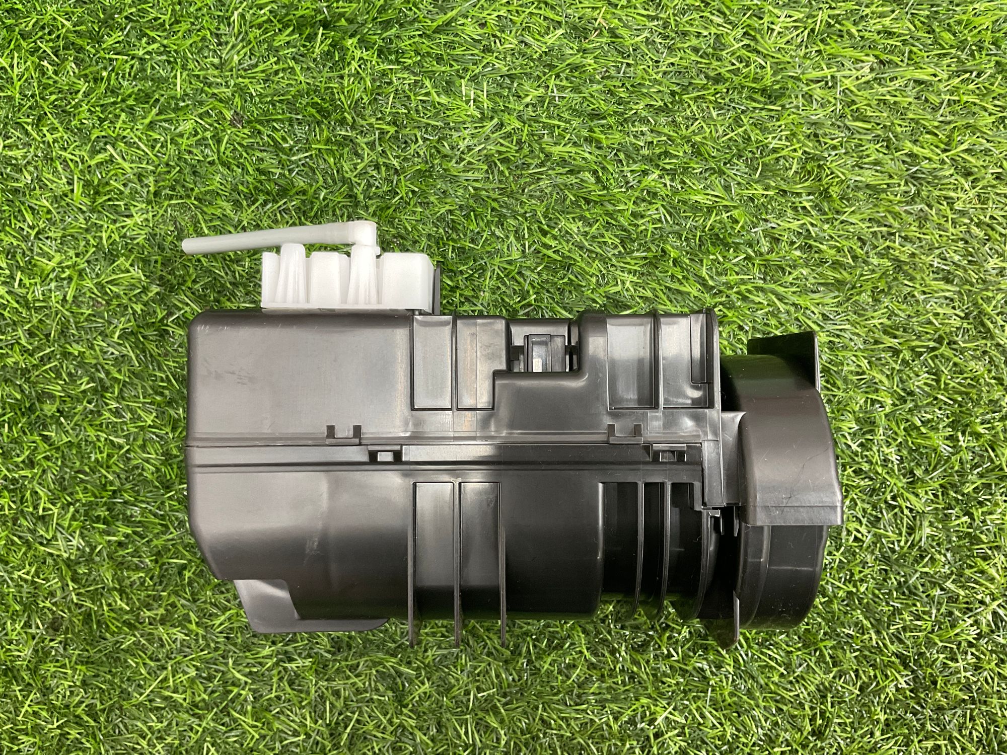 https://gcs.partsauto.market/rn-stockpro.appspot.com/thmbs/userImages/h353NjtZg3VDP19b5HMt7LlpbQ93/part/4dad982e-24dc-4692-9a83-9cd1b8f1ccfc_1742543897551.jpg