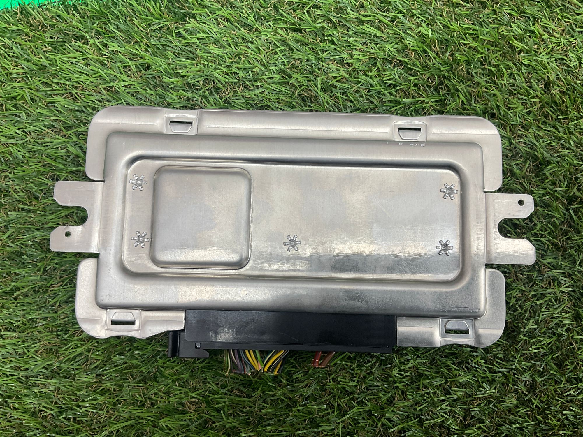 https://gcs.partsauto.market/rn-stockpro.appspot.com/thmbs/userImages/h353NjtZg3VDP19b5HMt7LlpbQ93/part/4e549c02-022f-4cfa-9f70-1a6d47cbe84d_1747917867284.jpg