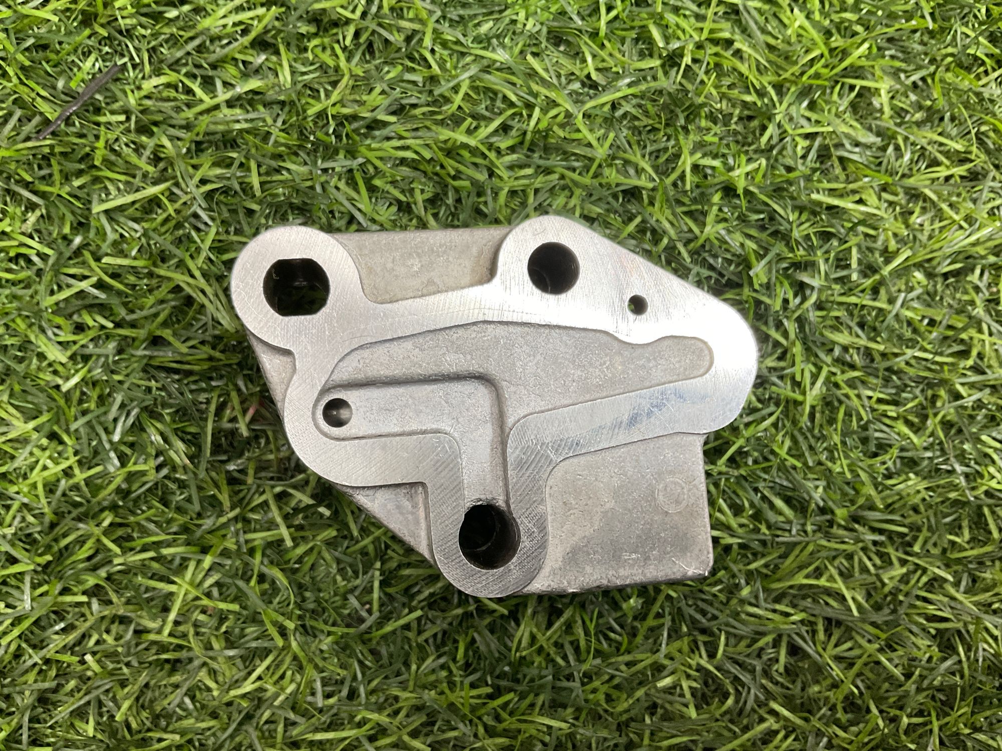 https://gcs.partsauto.market/rn-stockpro.appspot.com/thmbs/userImages/h353NjtZg3VDP19b5HMt7LlpbQ93/part/4f7de0c1-1d4e-413b-bb3f-b2aca6ebdf09_1743757460728.jpg