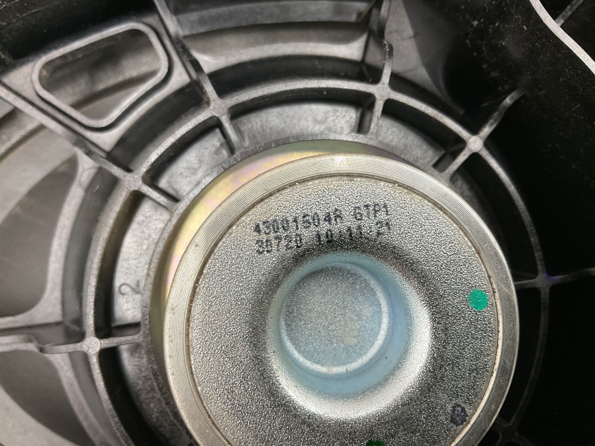https://gcs.partsauto.market/rn-stockpro.appspot.com/thmbs/userImages/h353NjtZg3VDP19b5HMt7LlpbQ93/part/50896e37-4965-4073-ba81-5d38a4e2b3c0_1738746998941.jpg