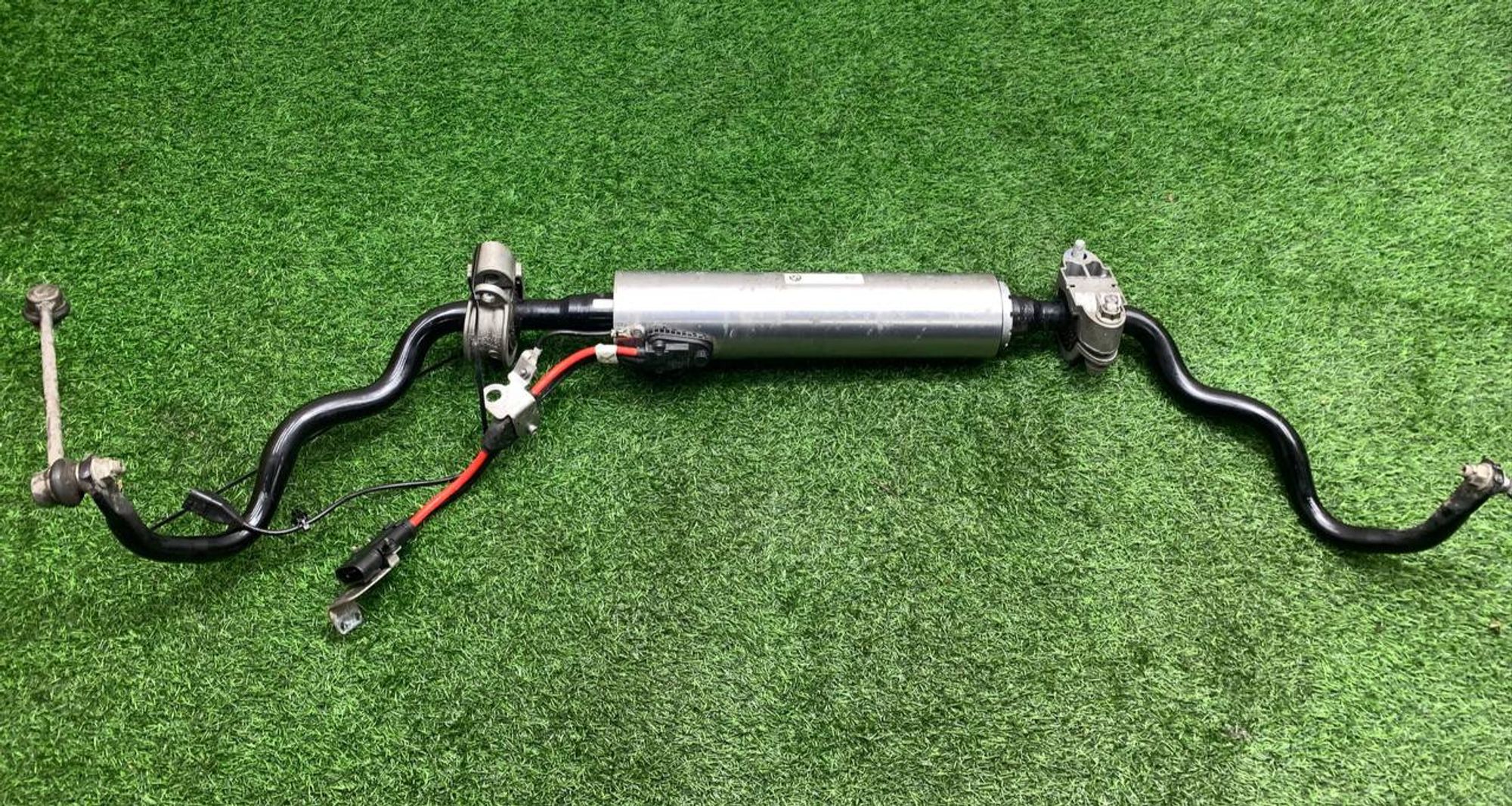https://gcs.partsauto.market/rn-stockpro.appspot.com/thmbs/userImages/h353NjtZg3VDP19b5HMt7LlpbQ93/part/526de2fc-1020-403b-83f6-32abc85f3080_1733390328184.jpg