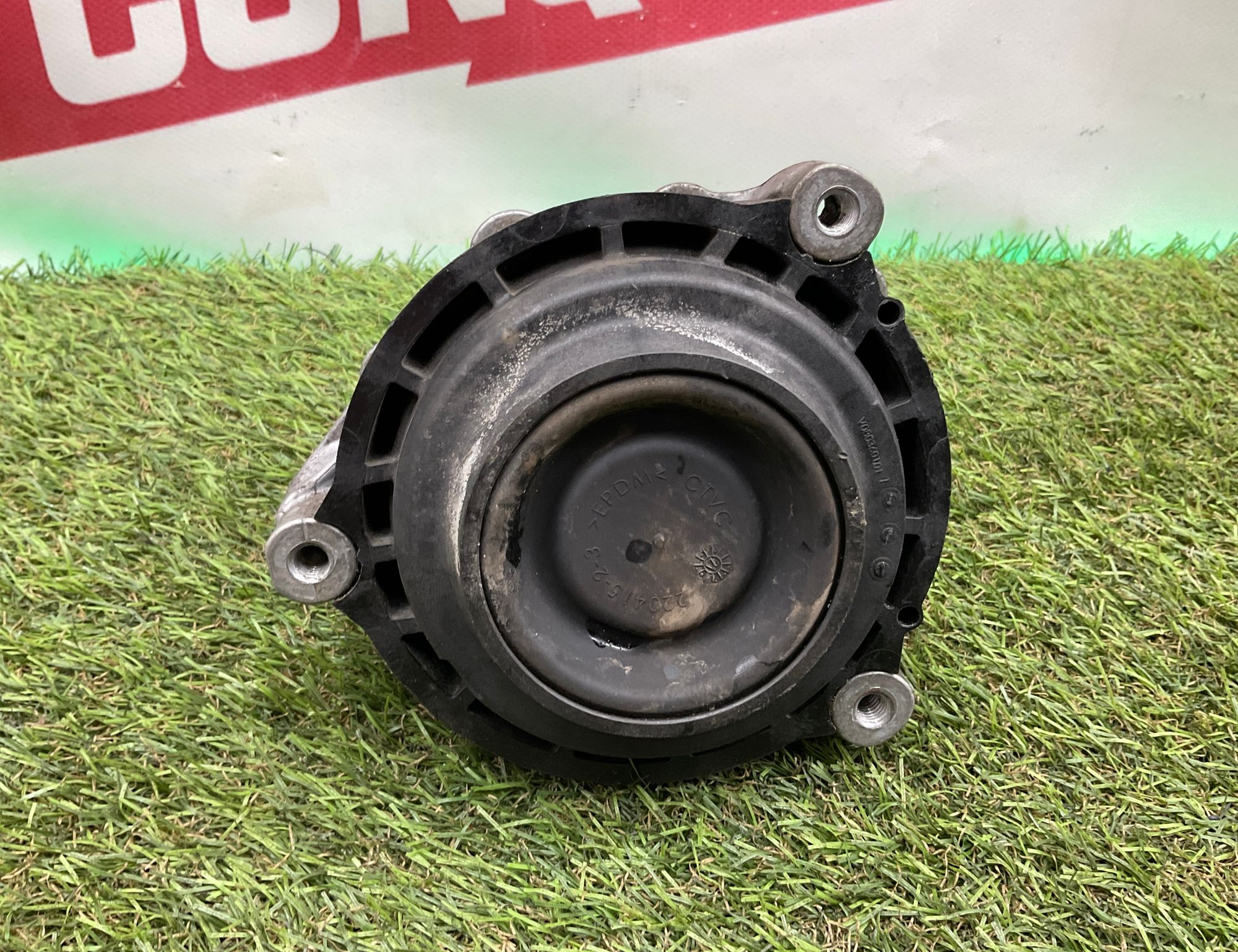 https://gcs.partsauto.market/rn-stockpro.appspot.com/thmbs/userImages/h353NjtZg3VDP19b5HMt7LlpbQ93/part/5475086f-4640-4696-862c-b9e5688c8ff3_1749114854107.jpg