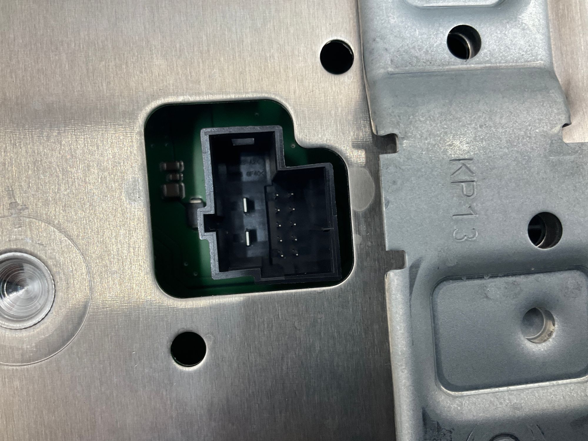 https://gcs.partsauto.market/rn-stockpro.appspot.com/thmbs/userImages/h353NjtZg3VDP19b5HMt7LlpbQ93/part/56b20f23-9d94-4f39-9ade-1dc75468159c_1742398536978.jpg