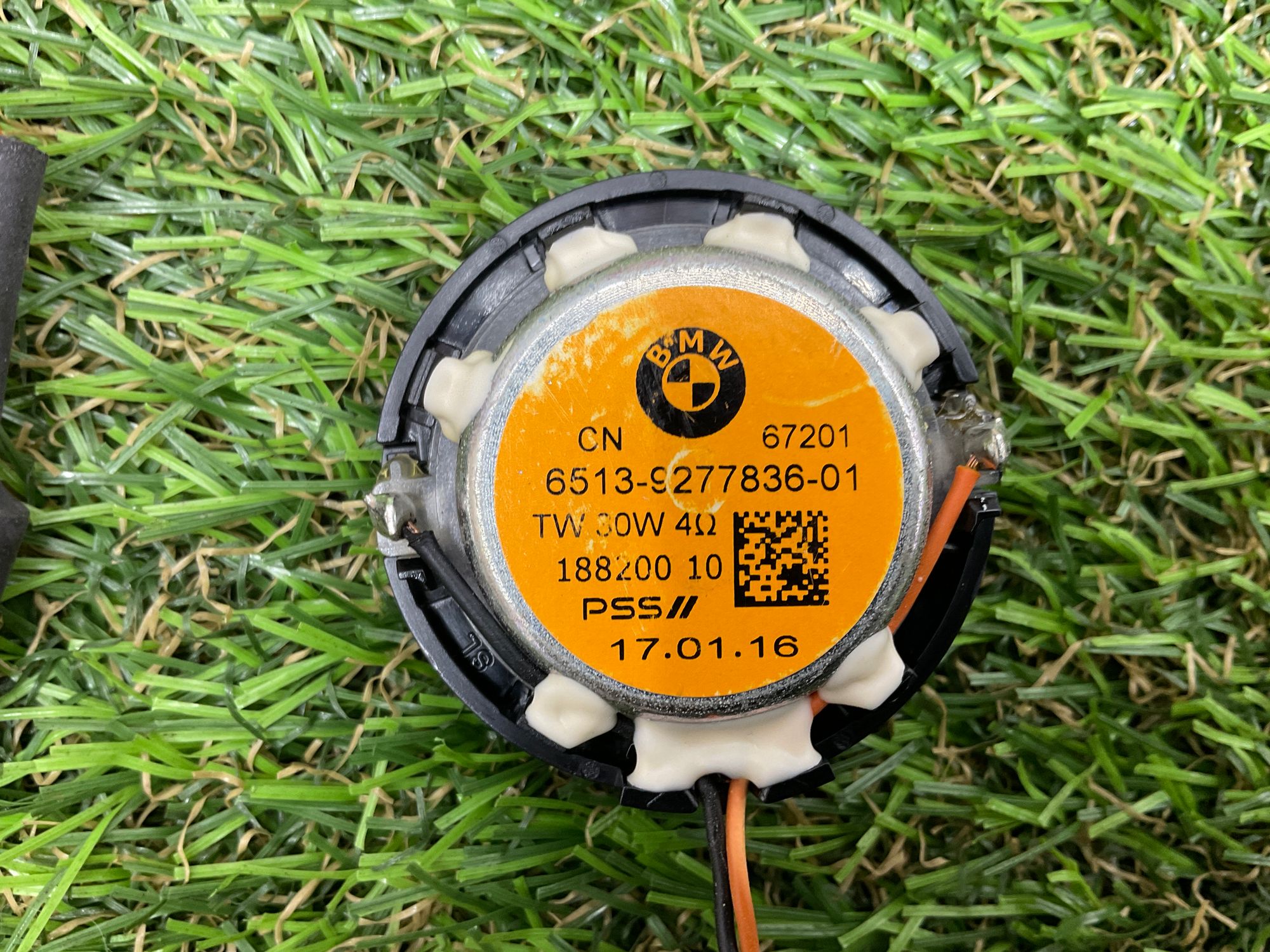 https://gcs.partsauto.market/rn-stockpro.appspot.com/thmbs/userImages/h353NjtZg3VDP19b5HMt7LlpbQ93/part/570d1e6c-888f-4120-80a7-776658516178_1747129028429.jpg