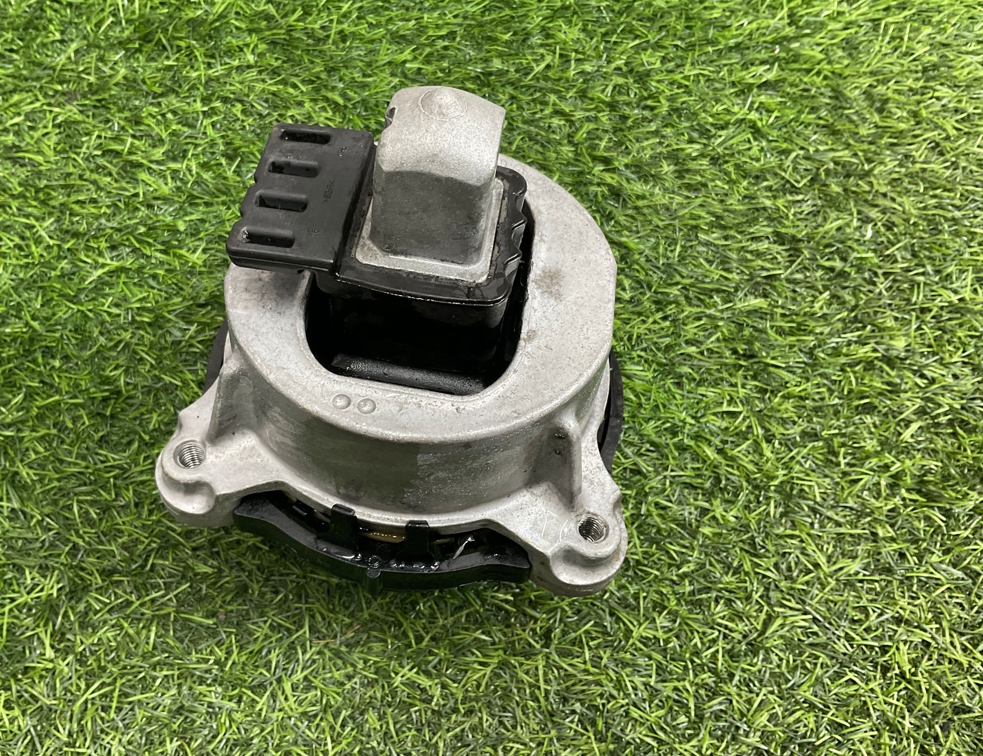 https://gcs.partsauto.market/rn-stockpro.appspot.com/thmbs/userImages/h353NjtZg3VDP19b5HMt7LlpbQ93/part/582fb851-eec9-42af-9456-74cf461c01eb_1744191878618.jpg
