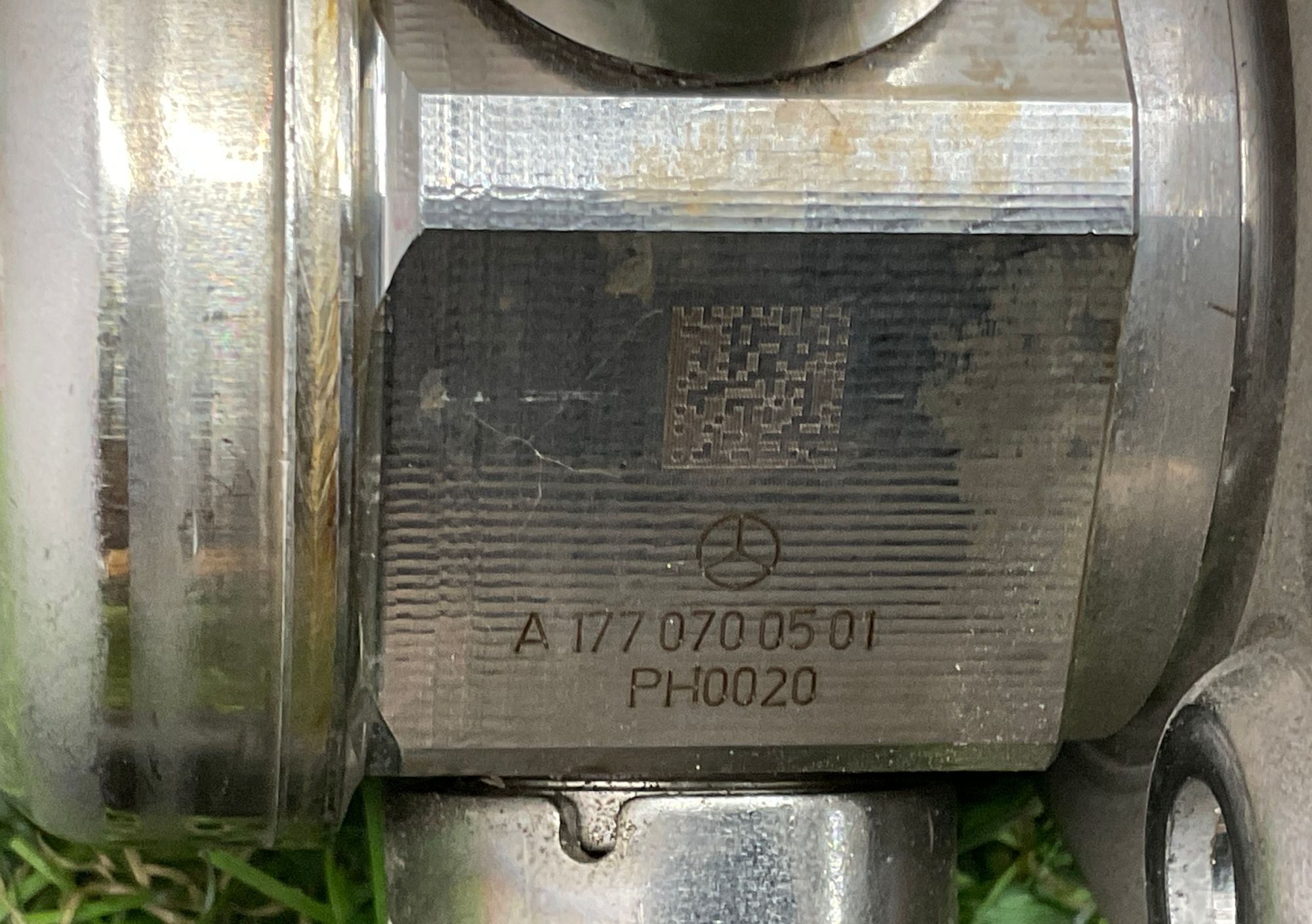 https://gcs.partsauto.market/rn-stockpro.appspot.com/thmbs/userImages/h353NjtZg3VDP19b5HMt7LlpbQ93/part/587d05c9-d097-401d-a9fa-817e3d3bb5b6_1749819579766.jpg