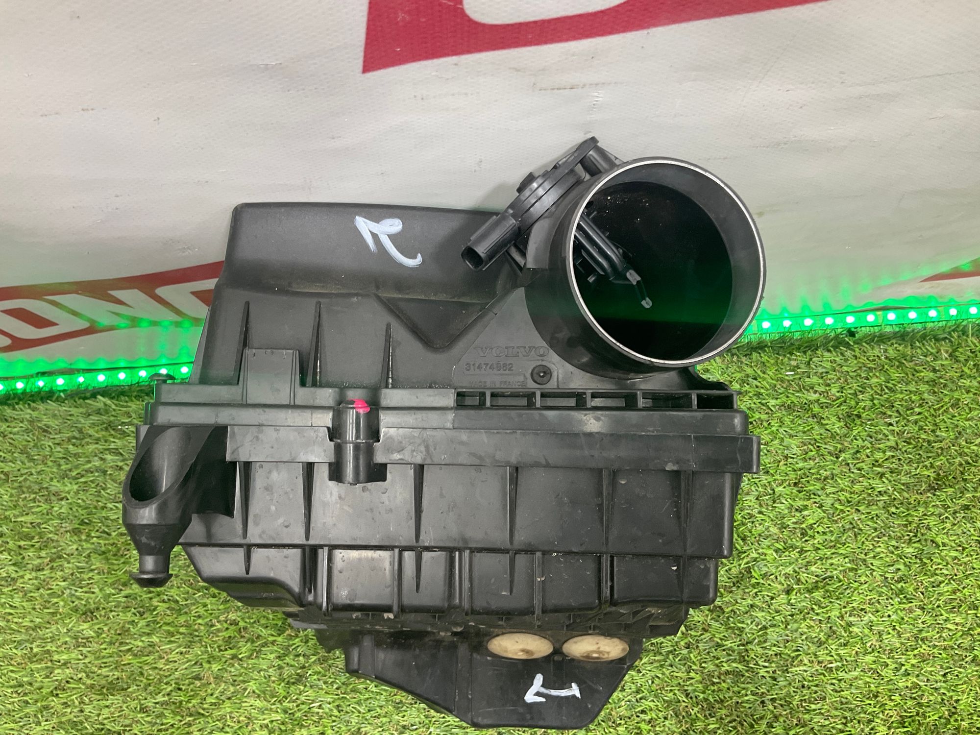 https://gcs.partsauto.market/rn-stockpro.appspot.com/thmbs/userImages/h353NjtZg3VDP19b5HMt7LlpbQ93/part/5b101ef9-9f88-4747-b548-6c06cc933a04_1747229944951.jpg