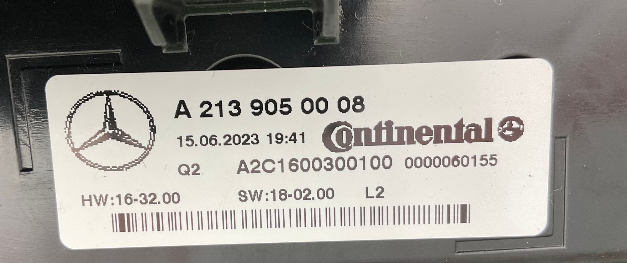 https://gcs.partsauto.market/rn-stockpro.appspot.com/thmbs/userImages/h353NjtZg3VDP19b5HMt7LlpbQ93/part/5b40de18-c78d-4f2d-85ed-e8bf0e4a50f4_1742029691059.jpg