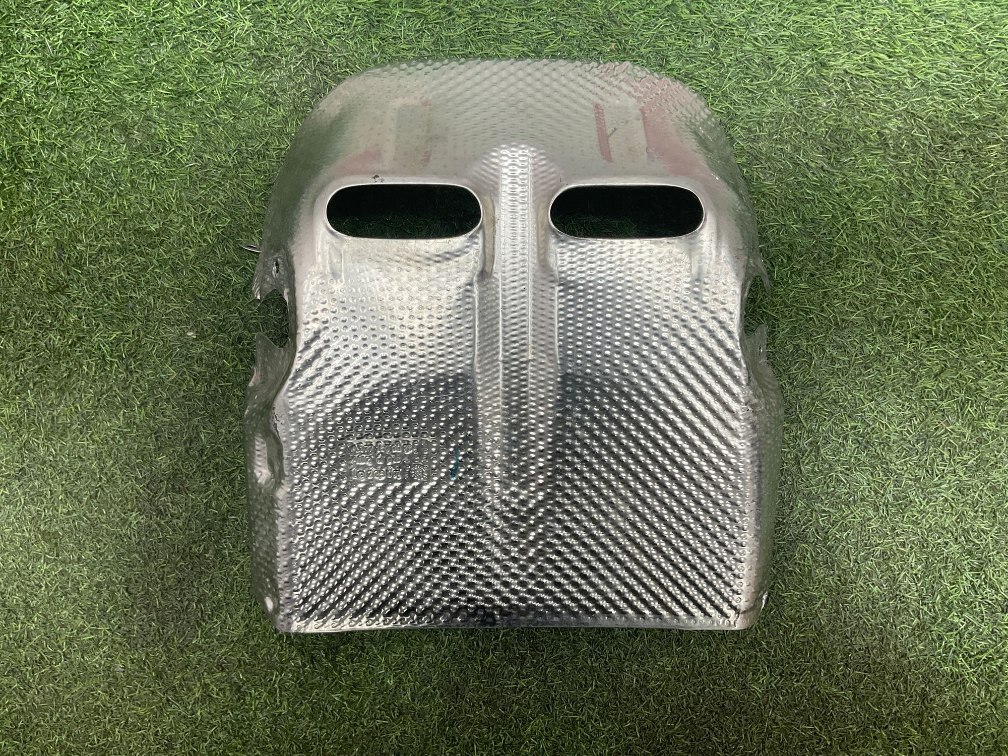 https://gcs.partsauto.market/rn-stockpro.appspot.com/thmbs/userImages/h353NjtZg3VDP19b5HMt7LlpbQ93/part/5b6a149a-3f61-4173-abd9-4a8afe8acaa1_1742826461214.jpg