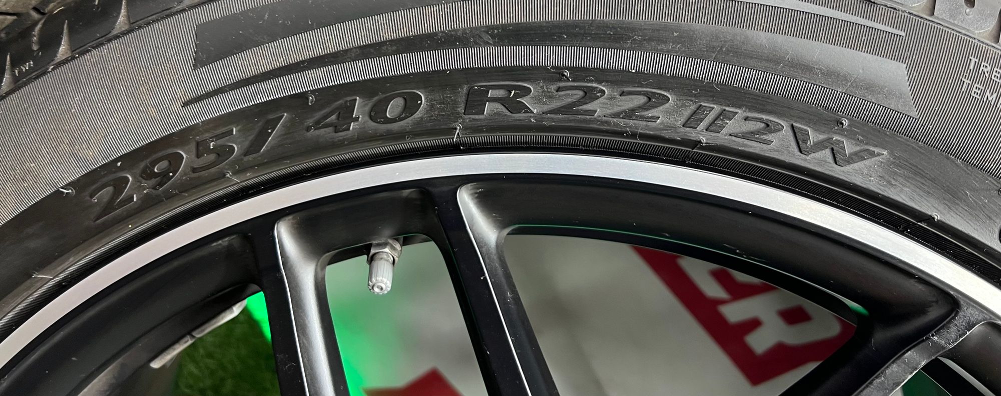https://gcs.partsauto.market/rn-stockpro.appspot.com/thmbs/userImages/h353NjtZg3VDP19b5HMt7LlpbQ93/part/5b98772f-7a33-43a0-83c9-db4e31b5231a_1743076121661.jpg