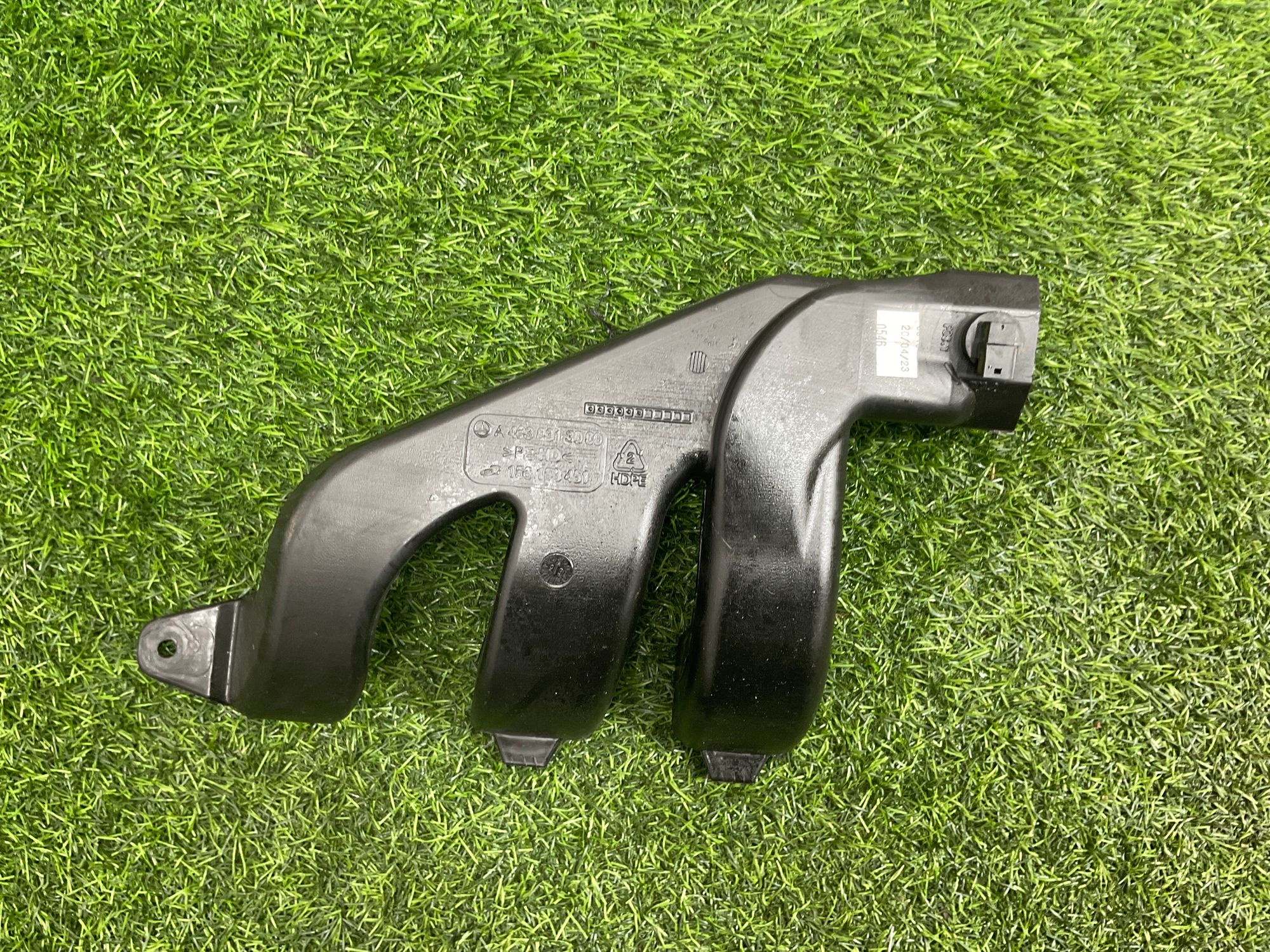 https://gcs.partsauto.market/rn-stockpro.appspot.com/thmbs/userImages/h353NjtZg3VDP19b5HMt7LlpbQ93/part/5d2ae70c-5b24-4e1a-b249-28825d0d2956_1742816968099.jpg