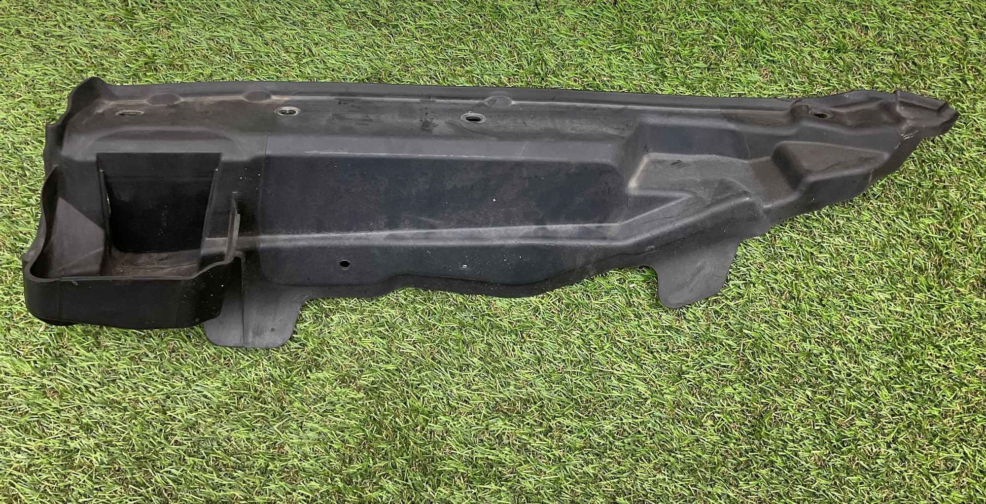 https://gcs.partsauto.market/rn-stockpro.appspot.com/thmbs/userImages/h353NjtZg3VDP19b5HMt7LlpbQ93/part/5eeefc84-0b76-4d2c-bed2-2b876d01d62b_1747730311628.jpg
